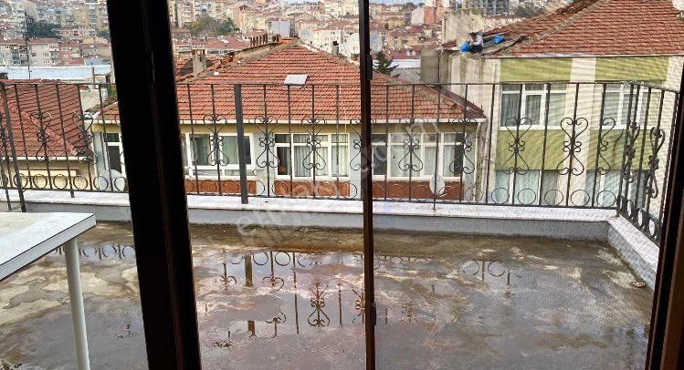 Deniz Manzaralı Sahile Marmaraya Yürüme 5 Dk İki Teraslı Şahane Daire - Görsel 12