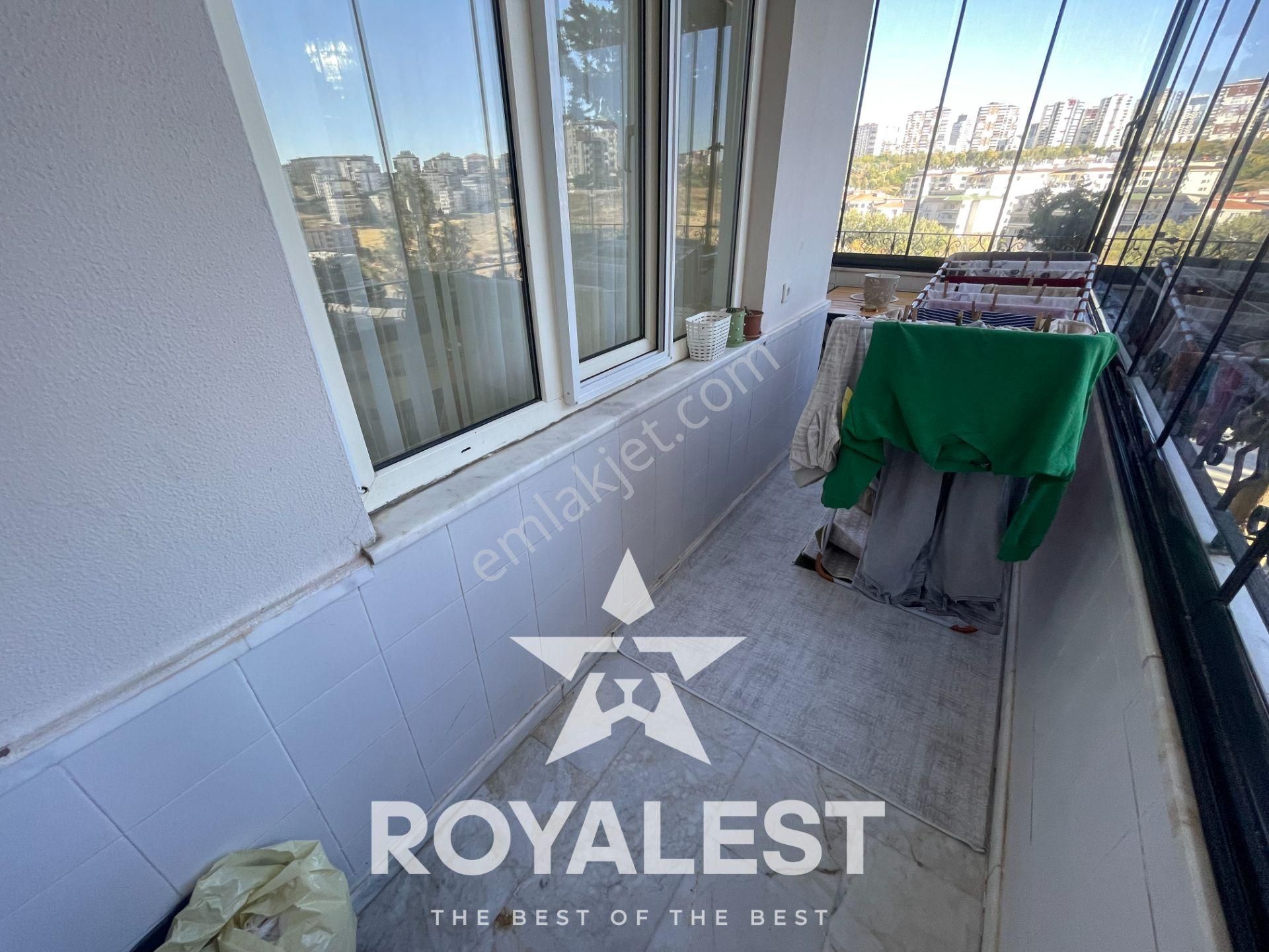 Royalest'ten Önü Açık Çift Balkonlu Geniş Oturumlu Acil - Görsel 3