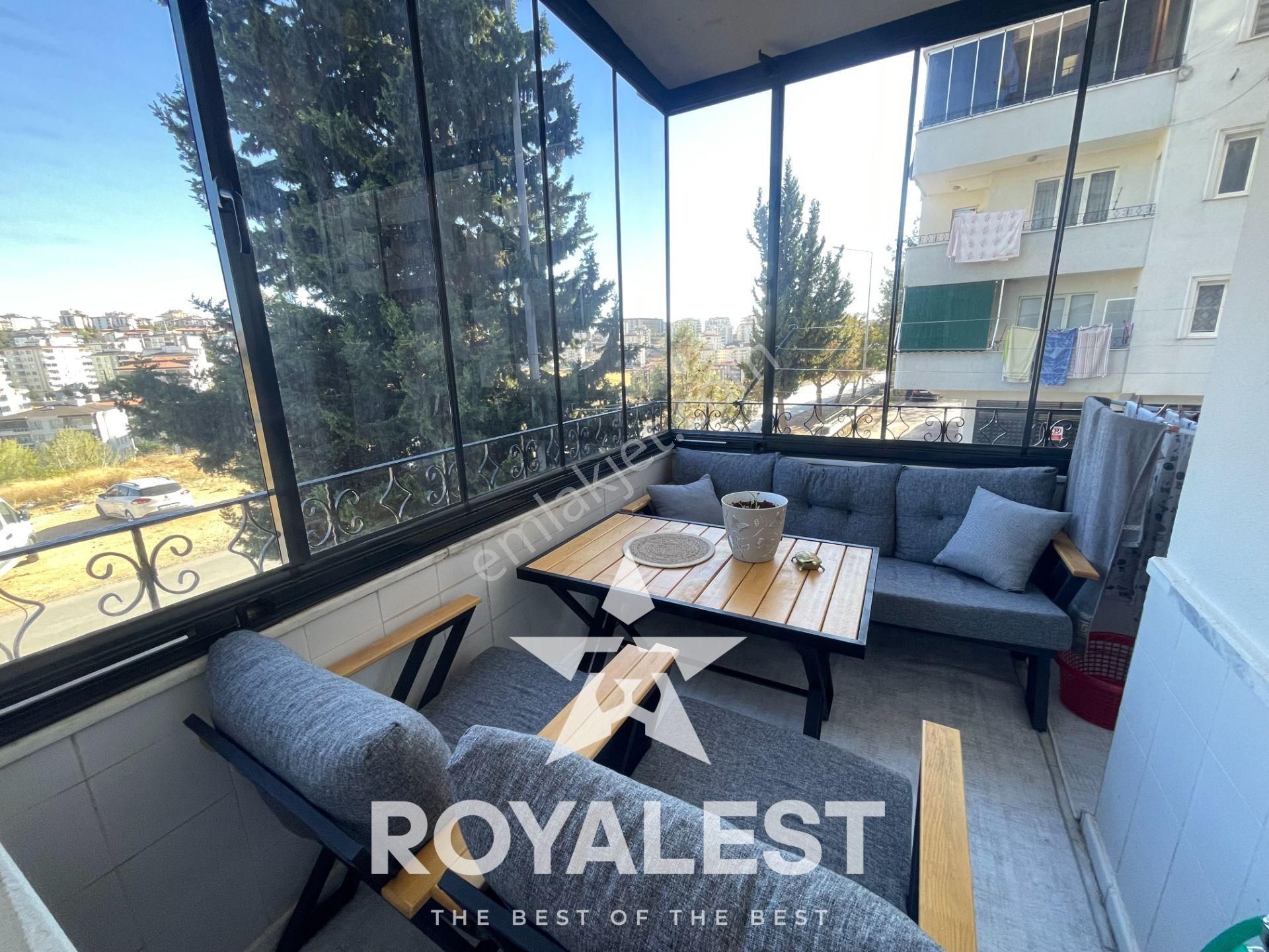 Royalest'ten Önü Açık Çift Balkonlu Geniş Oturumlu Acil - Görsel 4