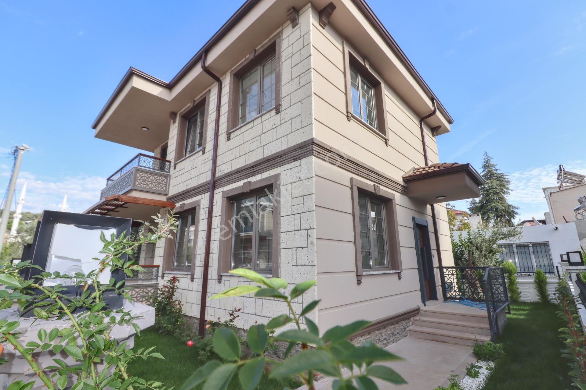 Mahmut İşler'den Denize 150 Metre Tam Müstakil 3+1 Lüks Vill - Görsel 5