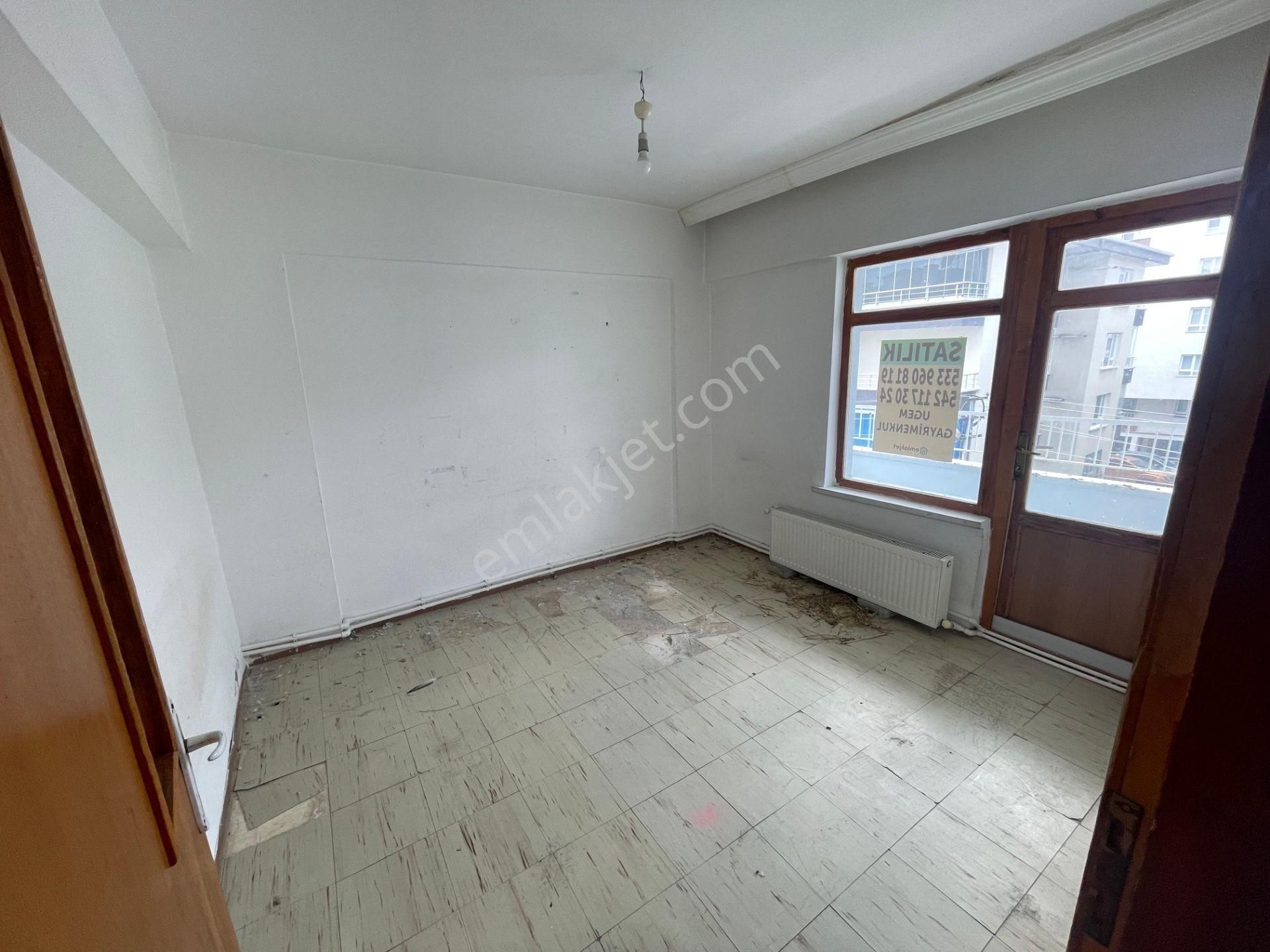 Ugem Gayrimenkul Bağımlı 3+1 Daire - Görsel 5