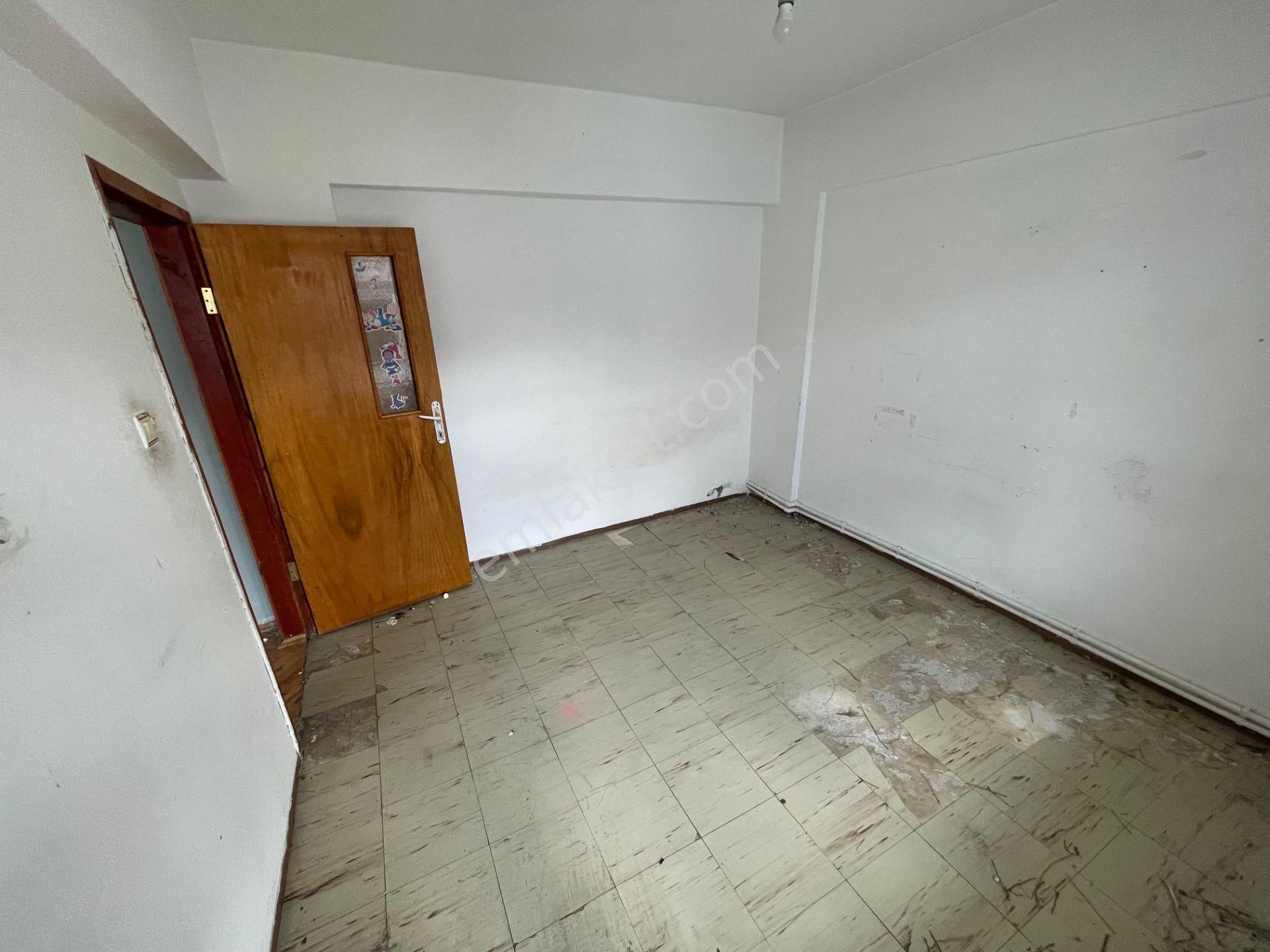 Ugem Gayrimenkul Bağımlı 3+1 Daire - Görsel 7