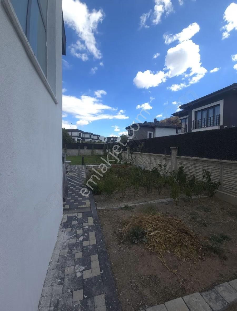 Eğribucak 2 Katlı Lüks Villa!!