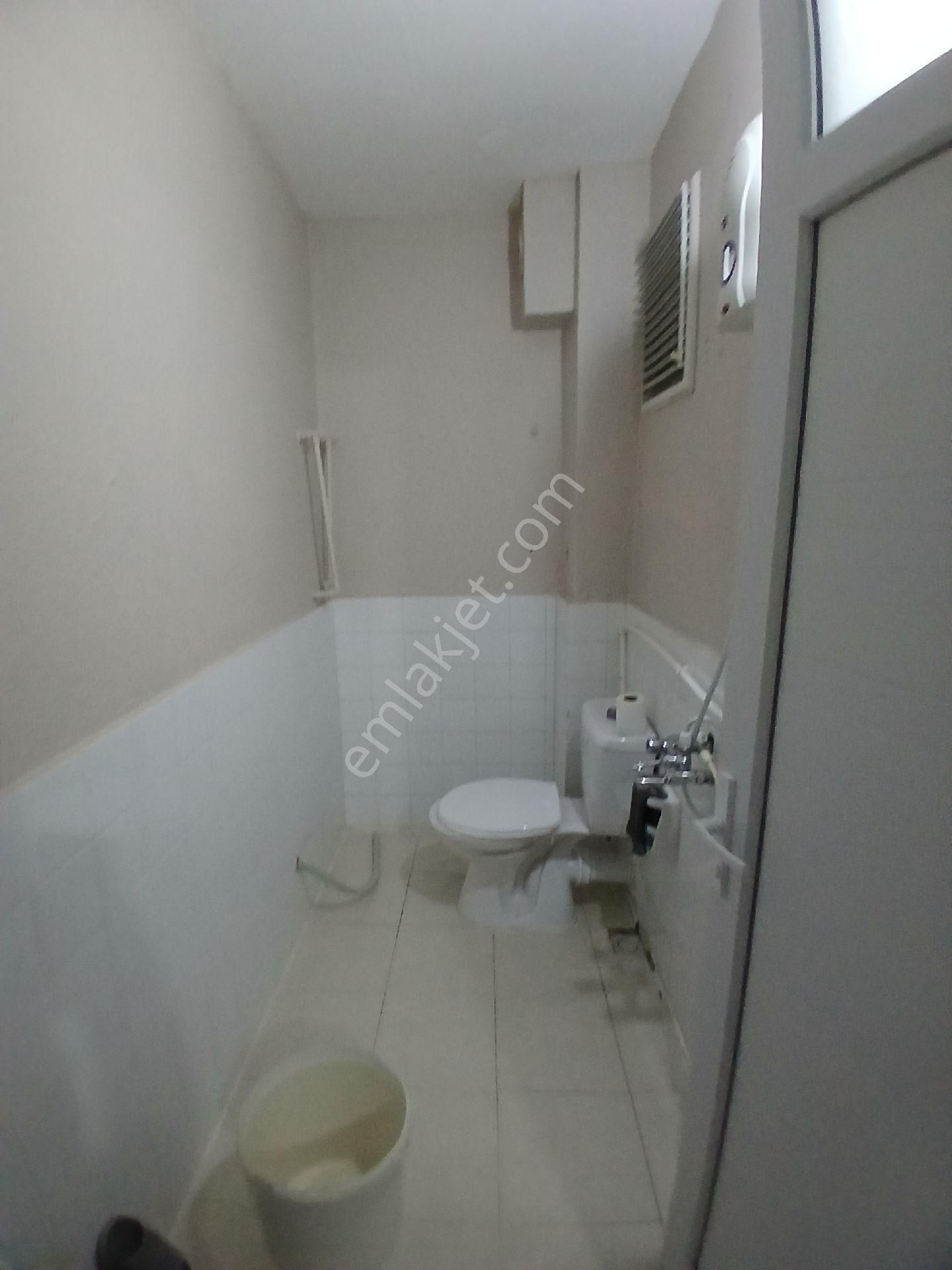 Komple Satılık 4 Kat Önü Açık Temiz Bir Müstakil Bina - Görsel 20