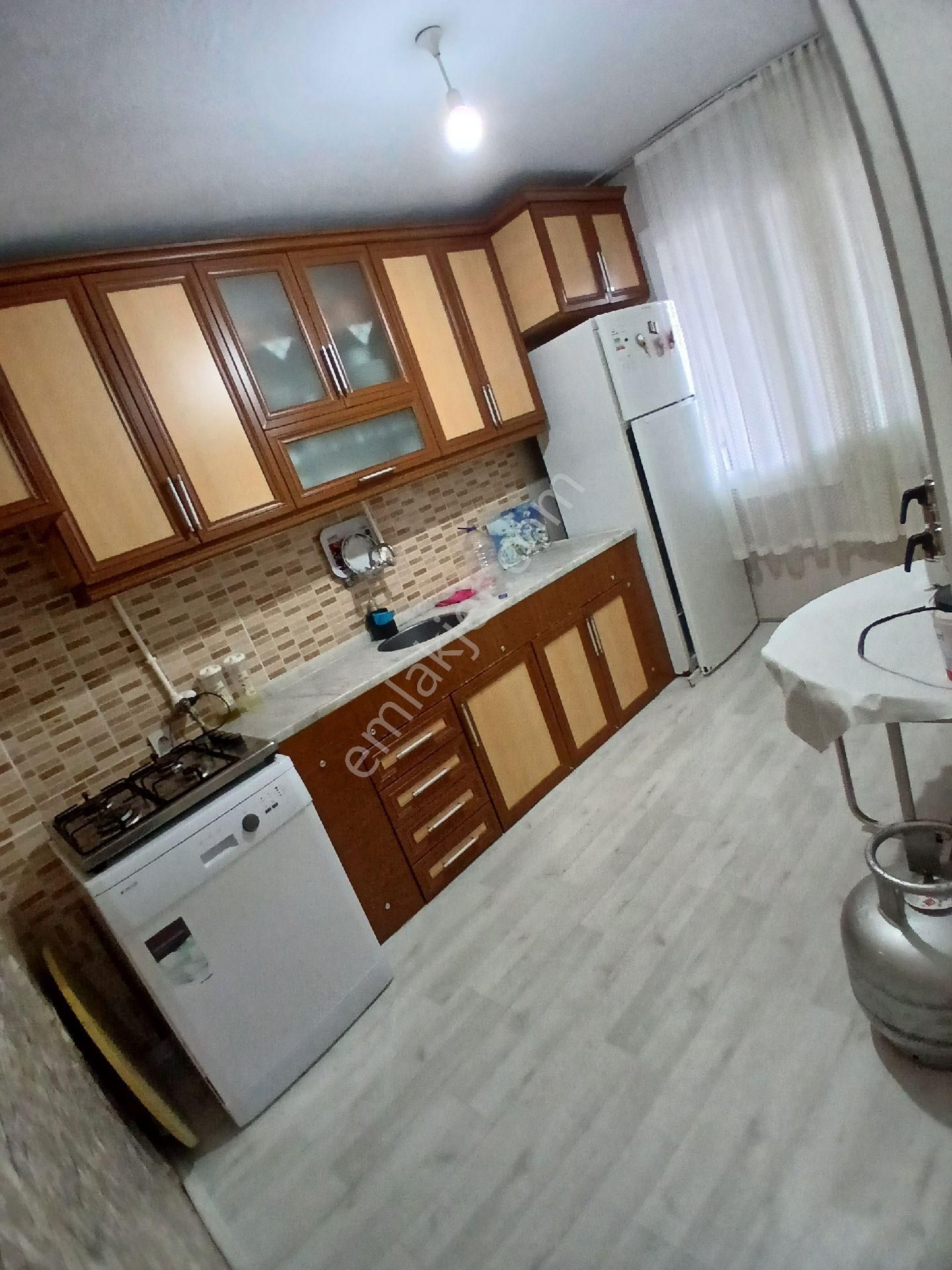 Komple Satılık 4 Kat Önü Açık Temiz Bir Müstakil Bina - Görsel 15