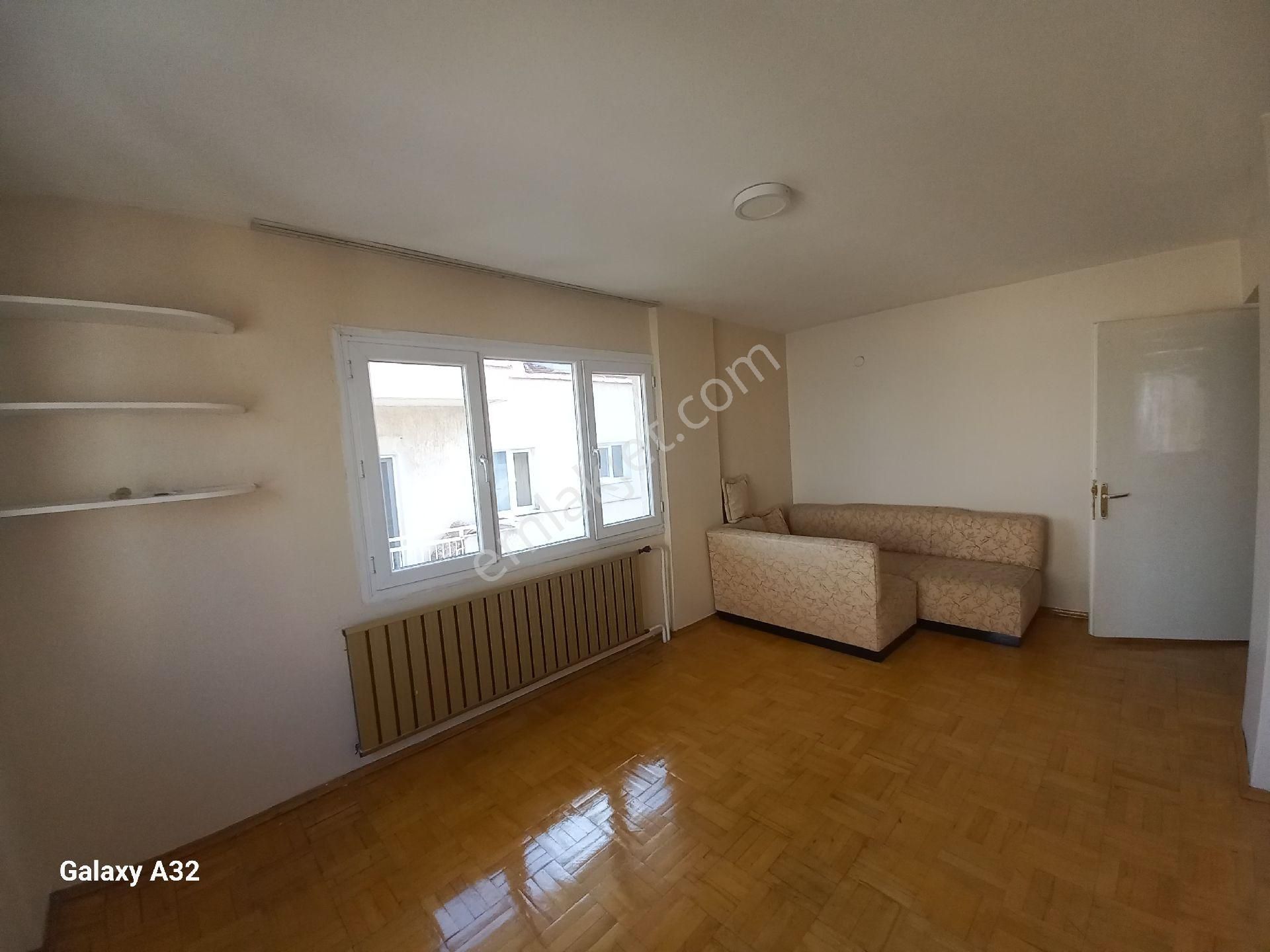 Bostanli Sahile 5 Dakika Yürüme Mesafede 300m2 Satilik 5+1 Dubleks - Görsel 37