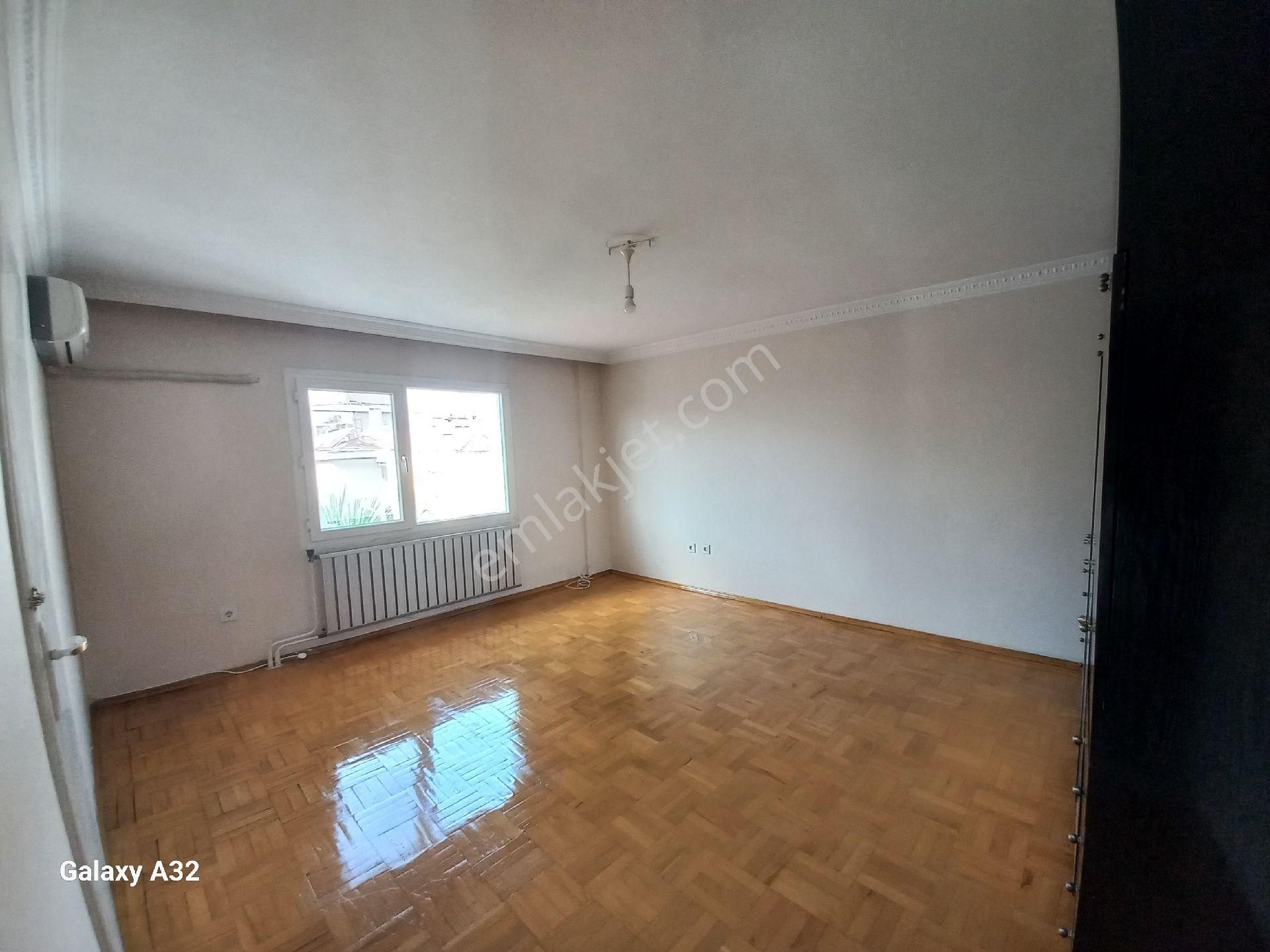 Bostanli Sahile 5 Dakika Yürüme Mesafede 300m2 Satilik 5+1 Dubleks - Görsel 42