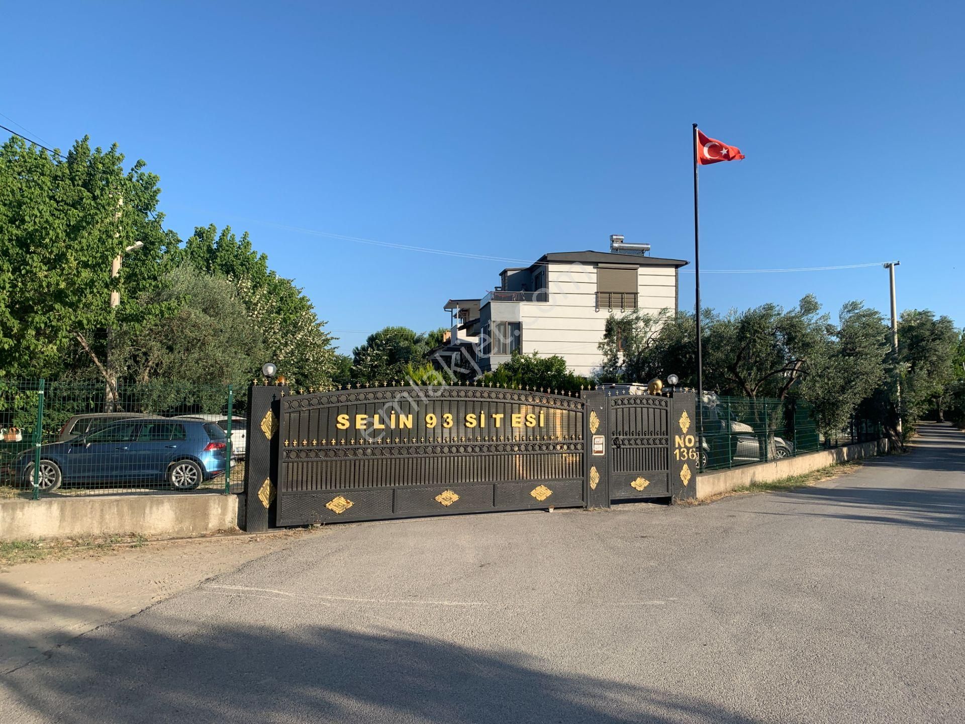 Edremit Körfezi Selin93 Sit. Denize 500m 146m² Arsa Paylı Villa - Görsel 29