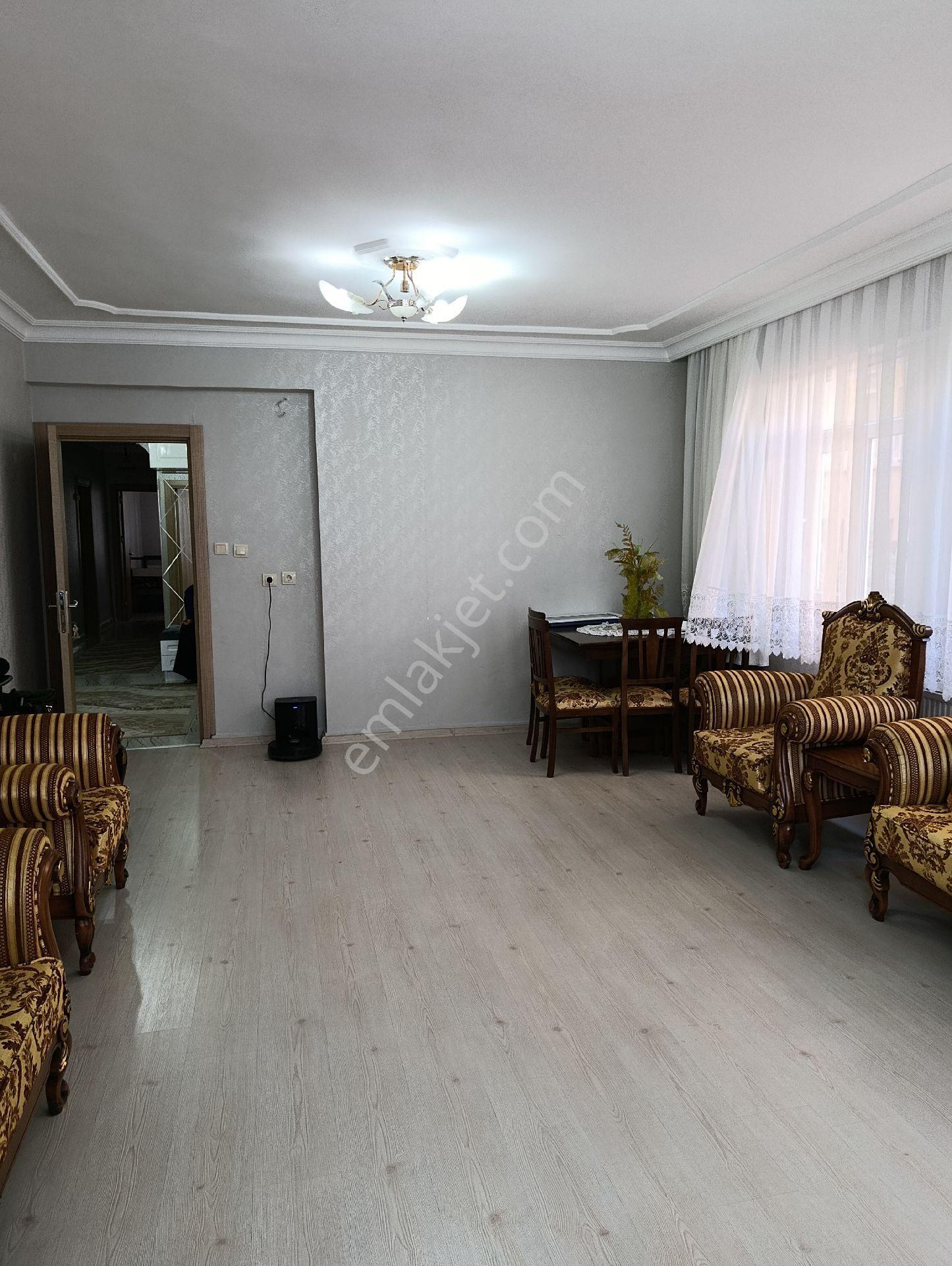 Merkezi Konumda Lokasyon Olarak İyidir 5 Oda Bakımlı - Görsel 11