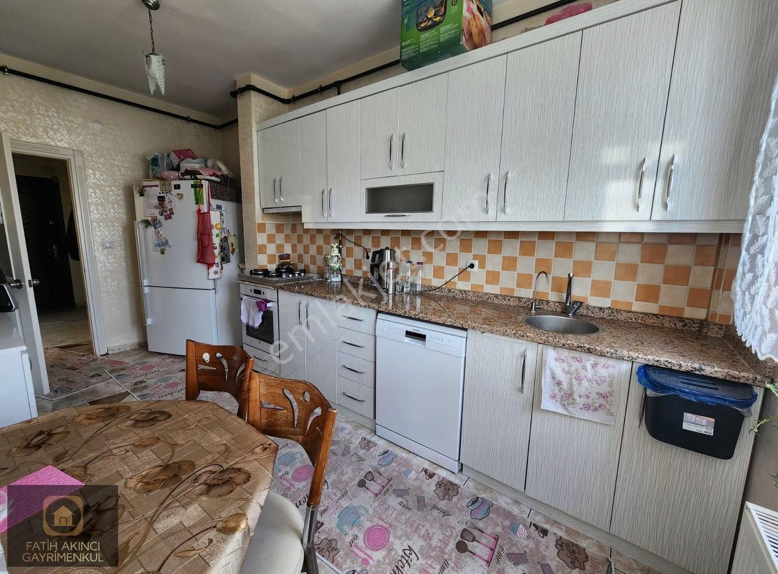 Satılık Etilerde Geniş 3+1 Katta Tek Daire - Görsel 32