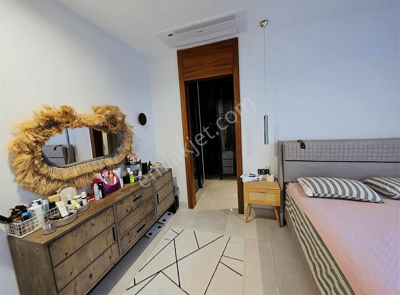 Yalıkavak Küdür De 800m2 Bahçe İçinde 5 Oda Salon Havuzlu Villa - Görsel 4