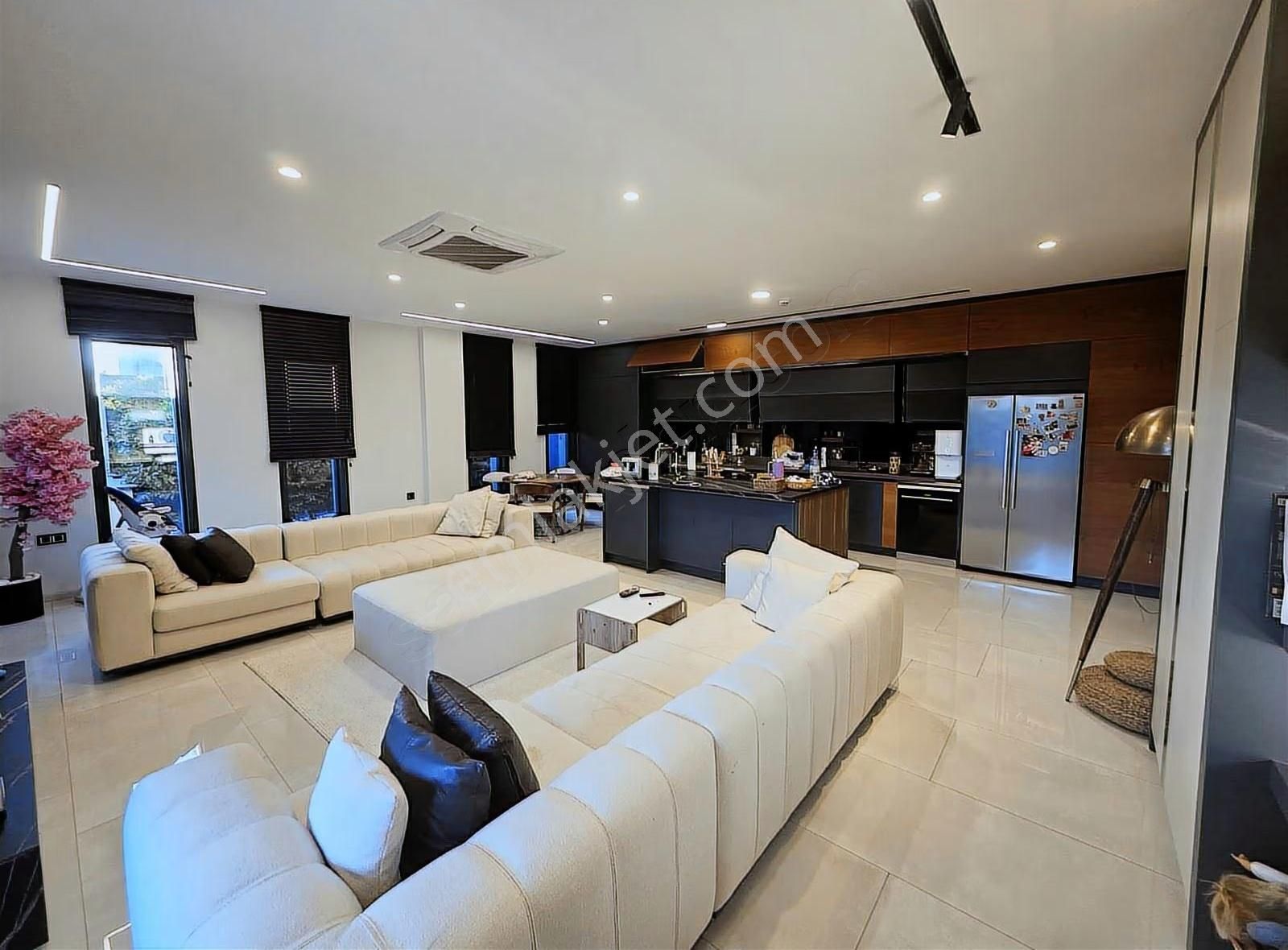 Yalıkavak Küdür De 800m2 Bahçe İçinde 5 Oda Salon Havuzlu Villa - Görsel 7