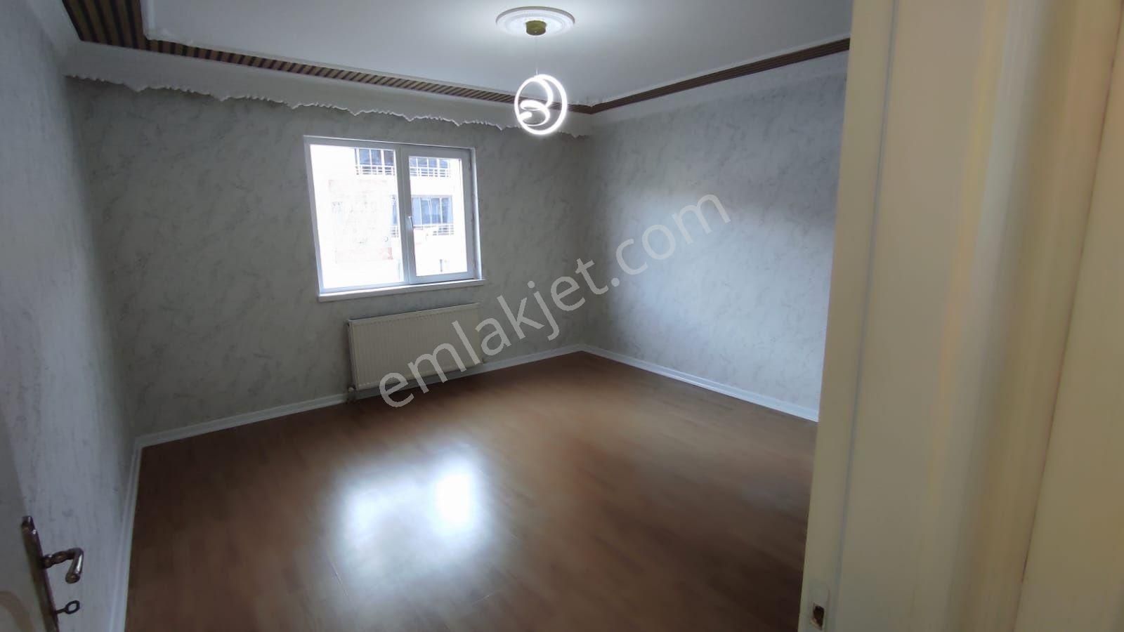 Ufuktepe Mahallesin De Orta Kat Ful Yapılı Asanasörlü 3+1 Daire - Görsel 23