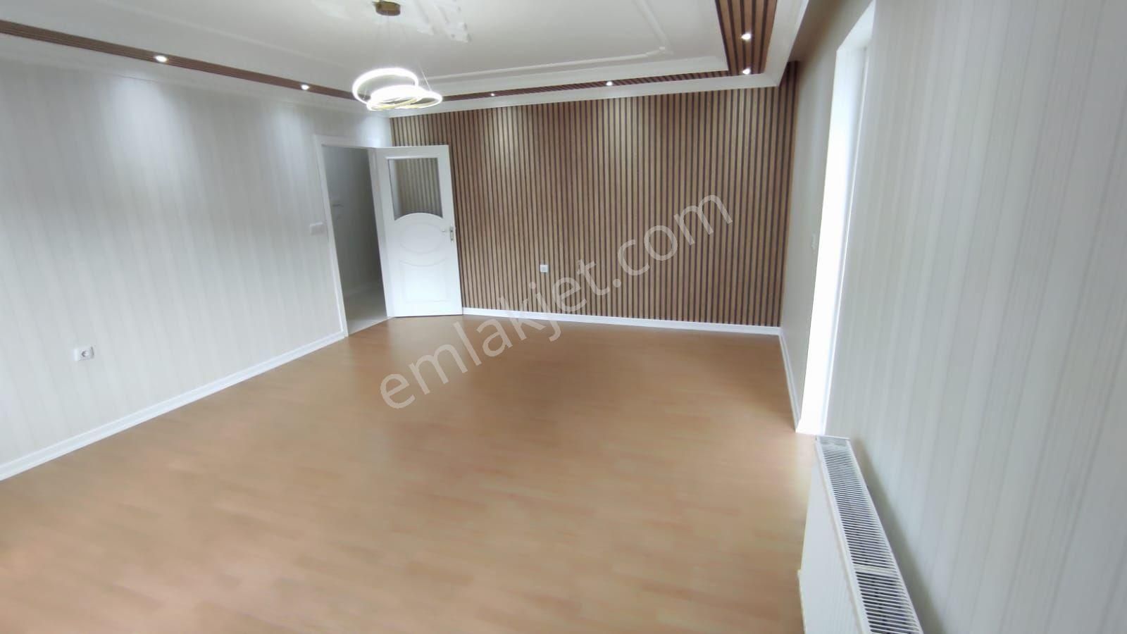 Ufuktepe Mahallesin De Orta Kat Ful Yapılı Asanasörlü 3+1 Daire - Görsel 14