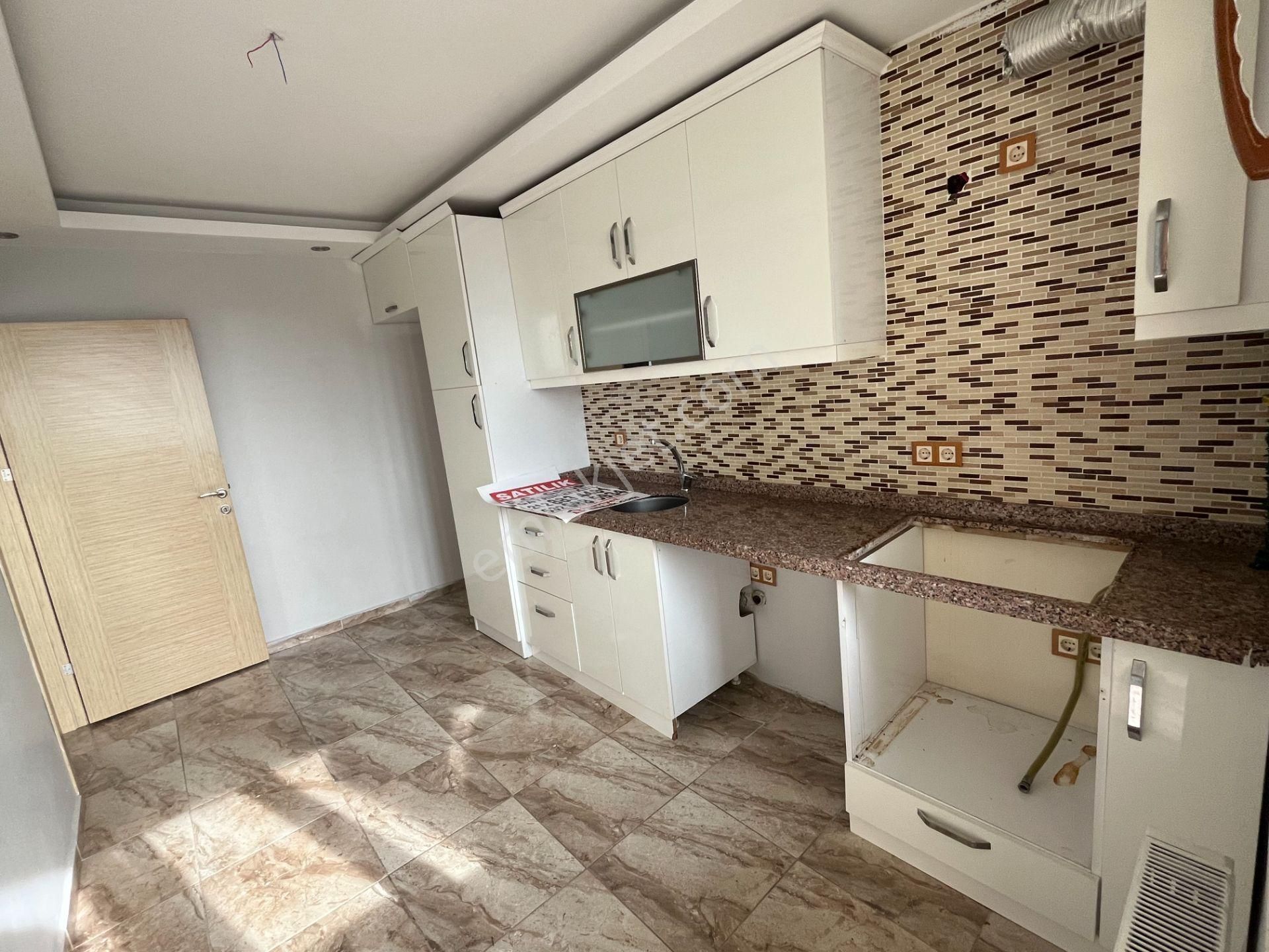 Büyükçekmece Fatih Mah Deniz Manzaralı Lüx Yeni Binada 3+1 Satılık Daire - Görsel 12