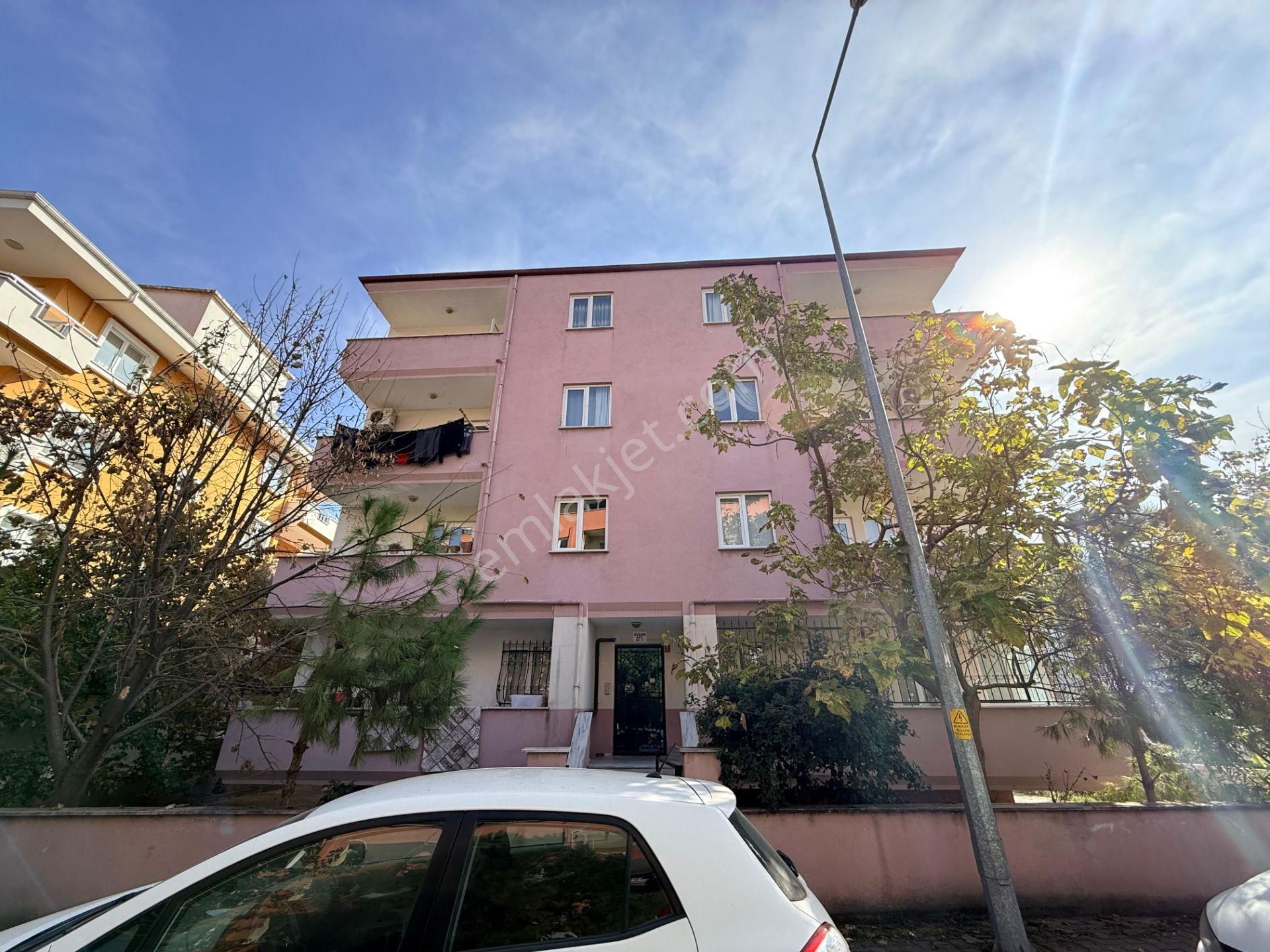 Cb King'den Bahçelievler Mah.beyoğlu Caddesi Satılık 3+1 Daire - Görsel 32