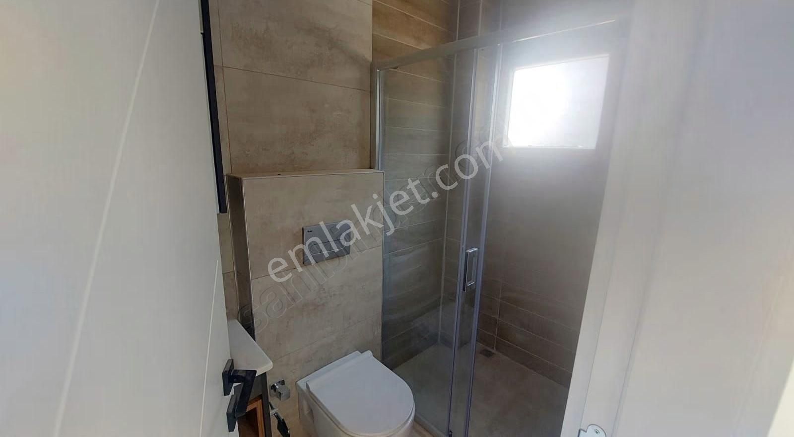 Kuşadası Değirmenderede Havuzlu Sitede Satılık 2+1 90 M2 Daire. - Görsel 8
