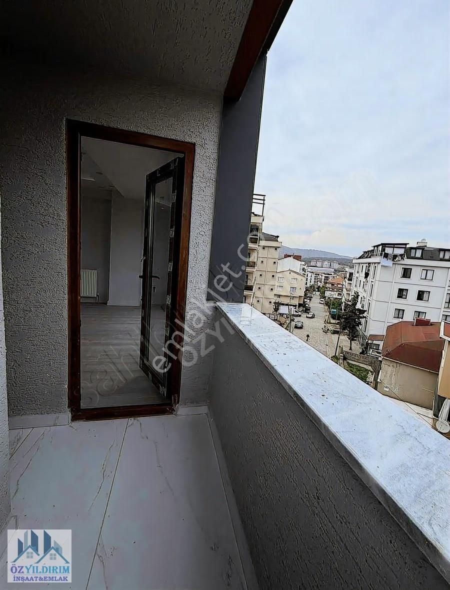 Çekmeköy Çatalmeşe Mah. Tek Daire Üzeri Sıfır 3+1 Geniş Daire - Görsel 10