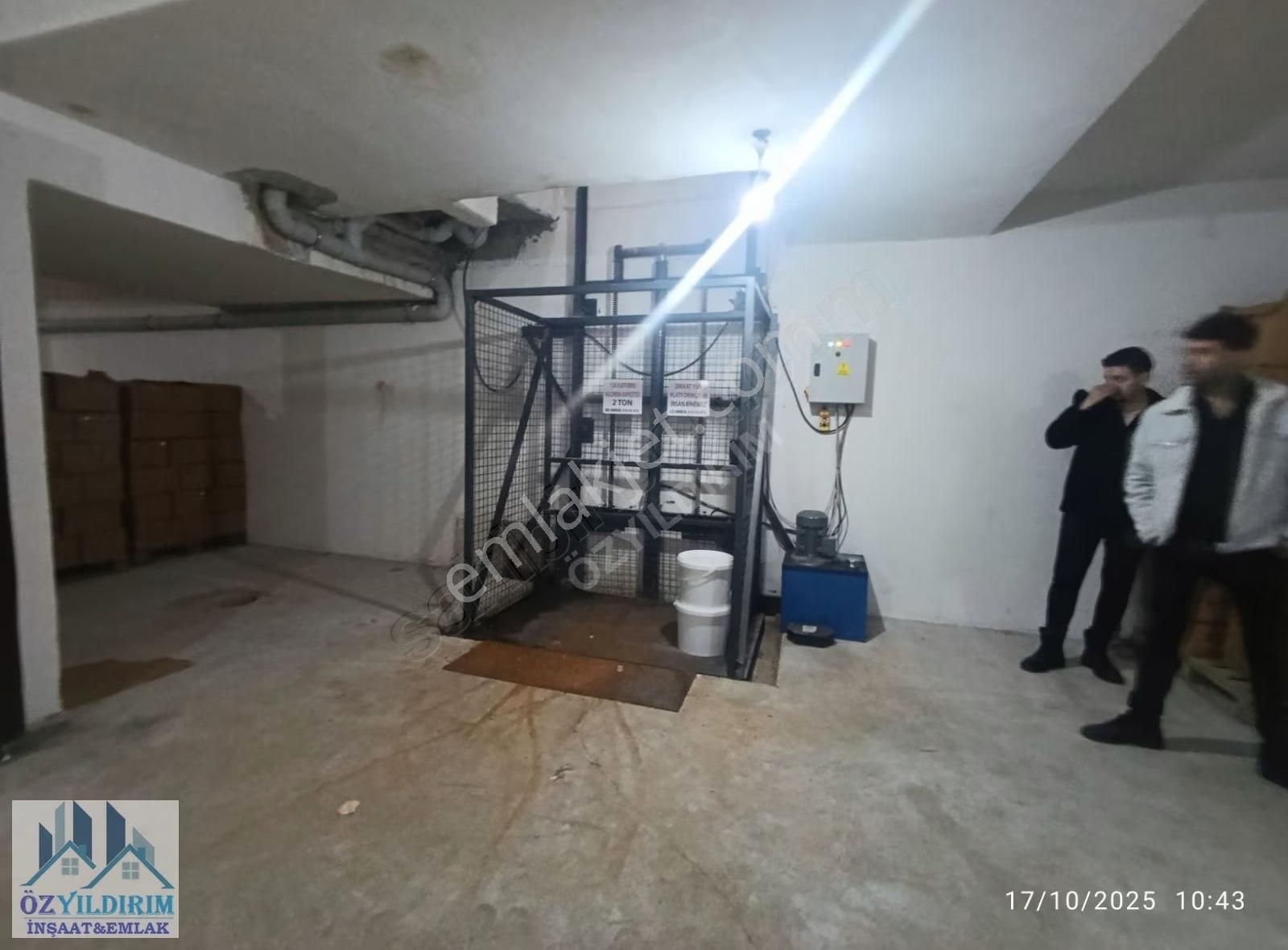 Yenidoğan Merkezi Konumda 400m2 Mağza Depo Satılık - Görsel 18