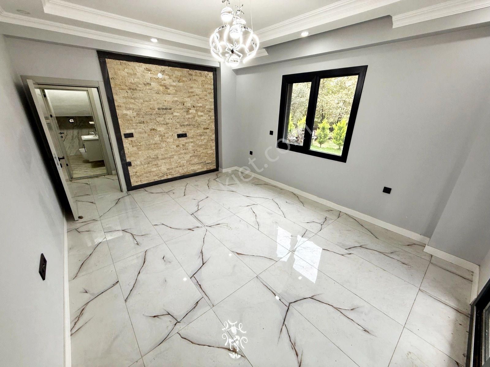 🔴🔴 Güç Gayrimenkul'den Güre'de Kazdağları Manzaralı Tasarım Harikası Satılık 4+1 Villa - Görsel 12