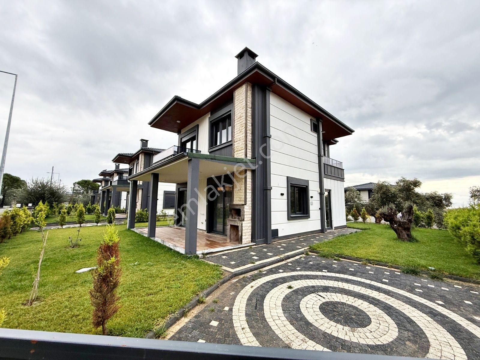 🔴🔴 Güç Gayrimenkul'den Güre'de Kazdağları Manzaralı Tasarım Harikası Satılık 4+1 Villa - Görsel 34