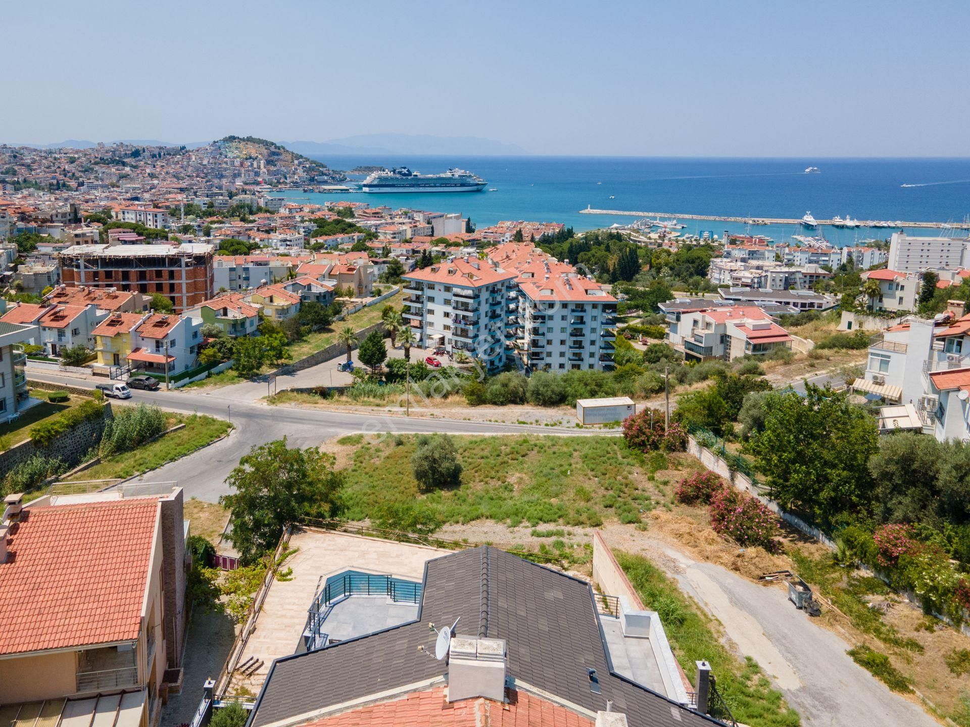 Kuşadası Marina Bölgesinde Panoramik Deniz Manzaralı Villa - Görsel 2