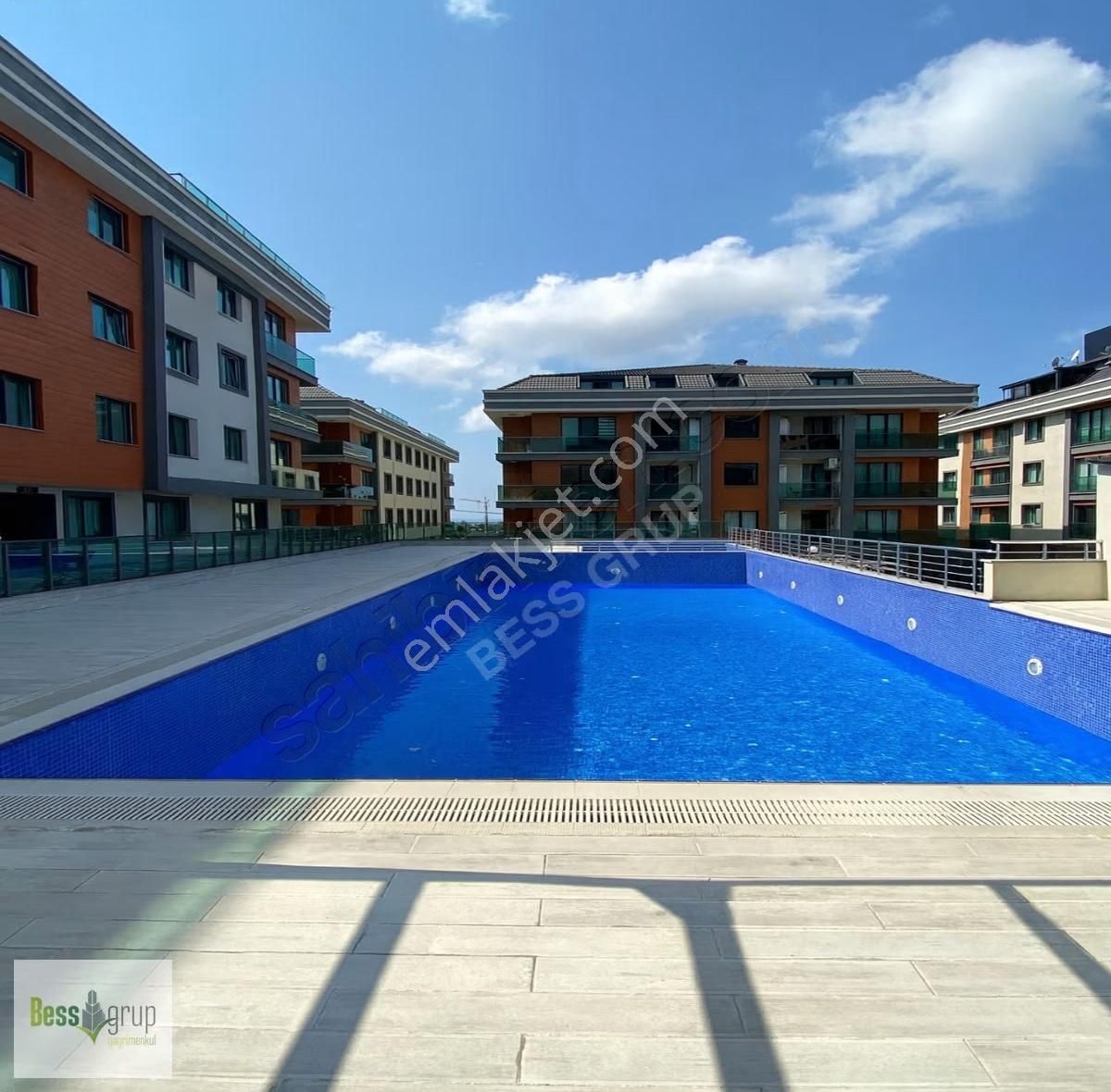 Beylikdüzü'nde Havuzlu Site İçerisinde Satılık 3+1 Lüks Daire - Görsel 14