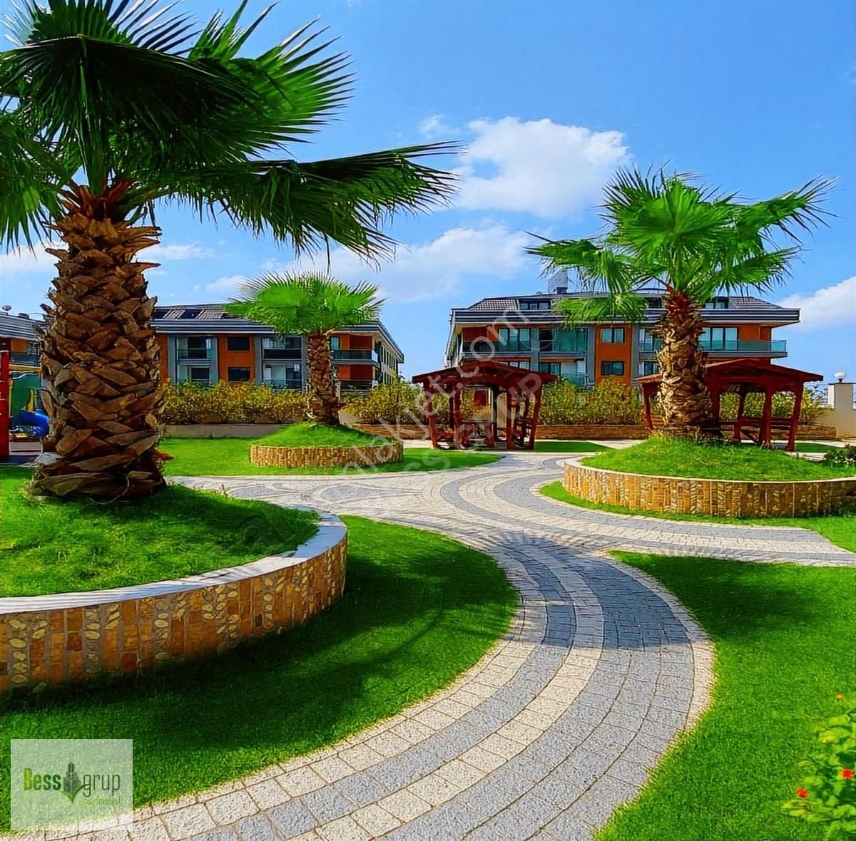 Beylikdüzü'nde Havuzlu Site İçerisinde Satılık 3+1 Lüks Daire - Görsel 11