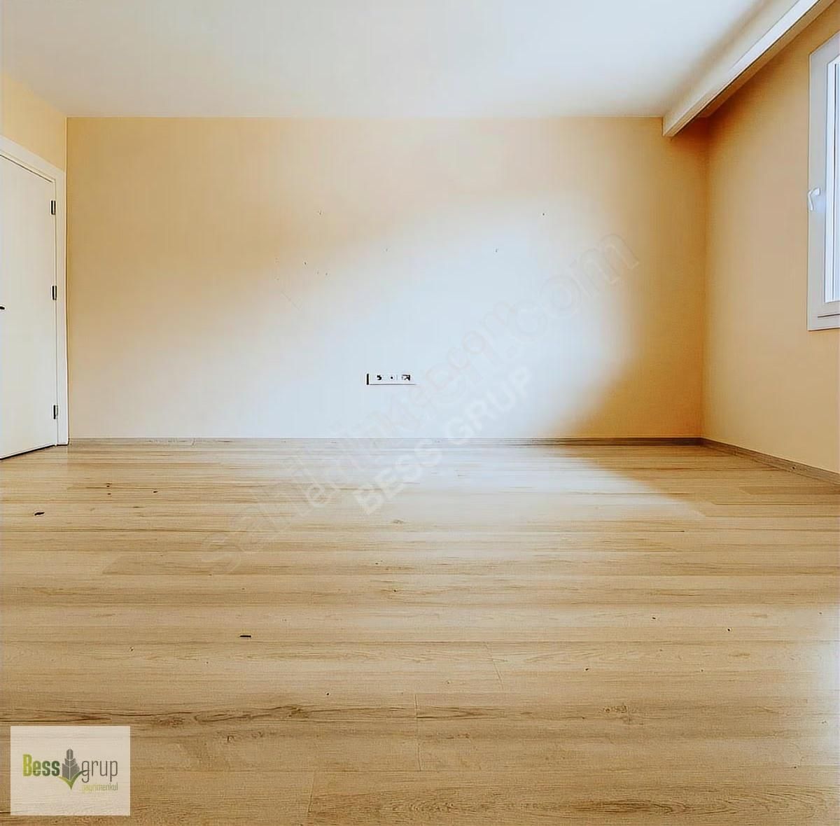 Beylikdüzü'nde Havuzlu Site İçerisinde Satılık 3+1 Lüks Daire - Görsel 3