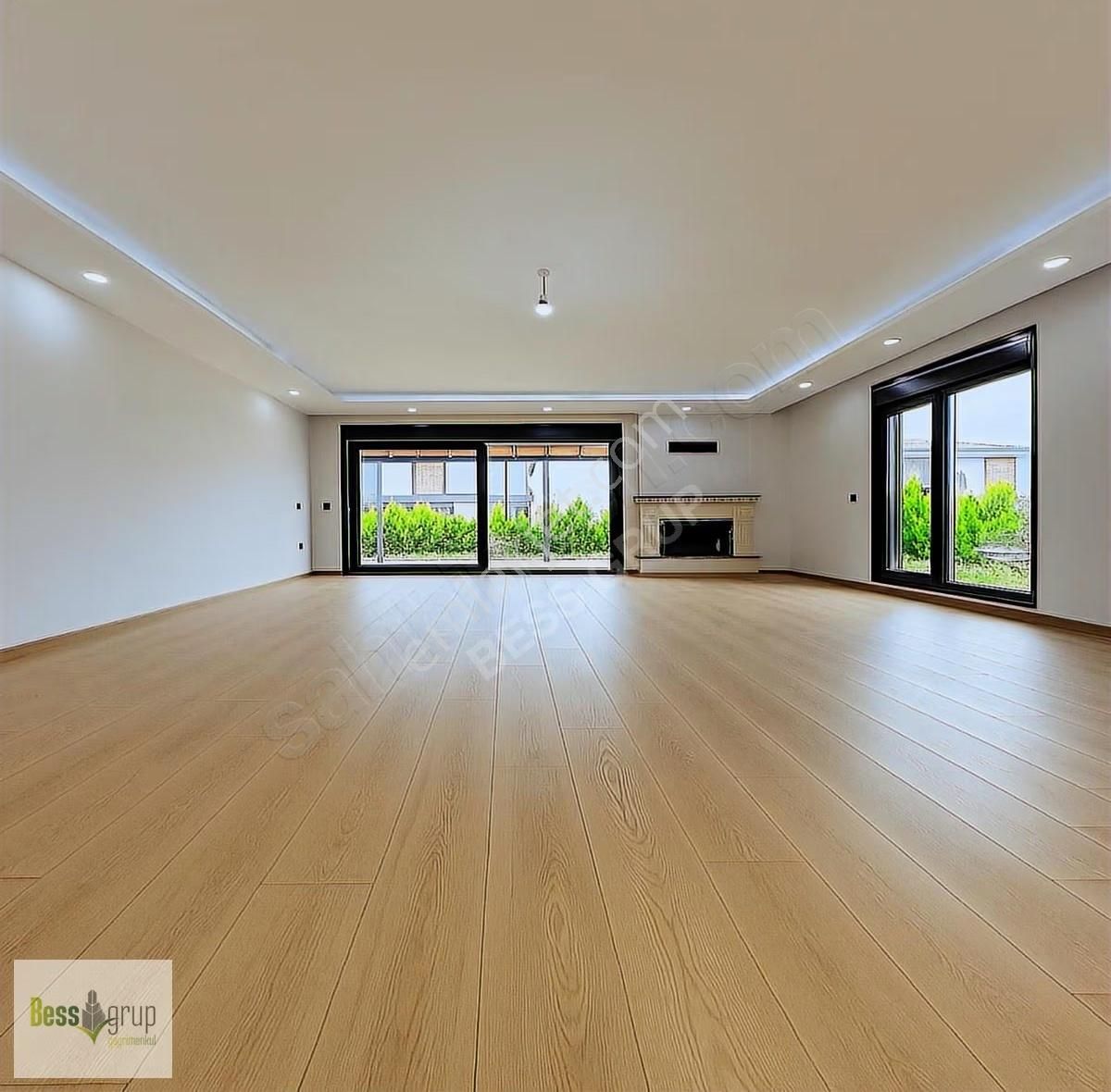 Havuzlu Güvenlikli Site E5'e 5 Dakika Uzaklıkta Satılık Villa... - Görsel 15