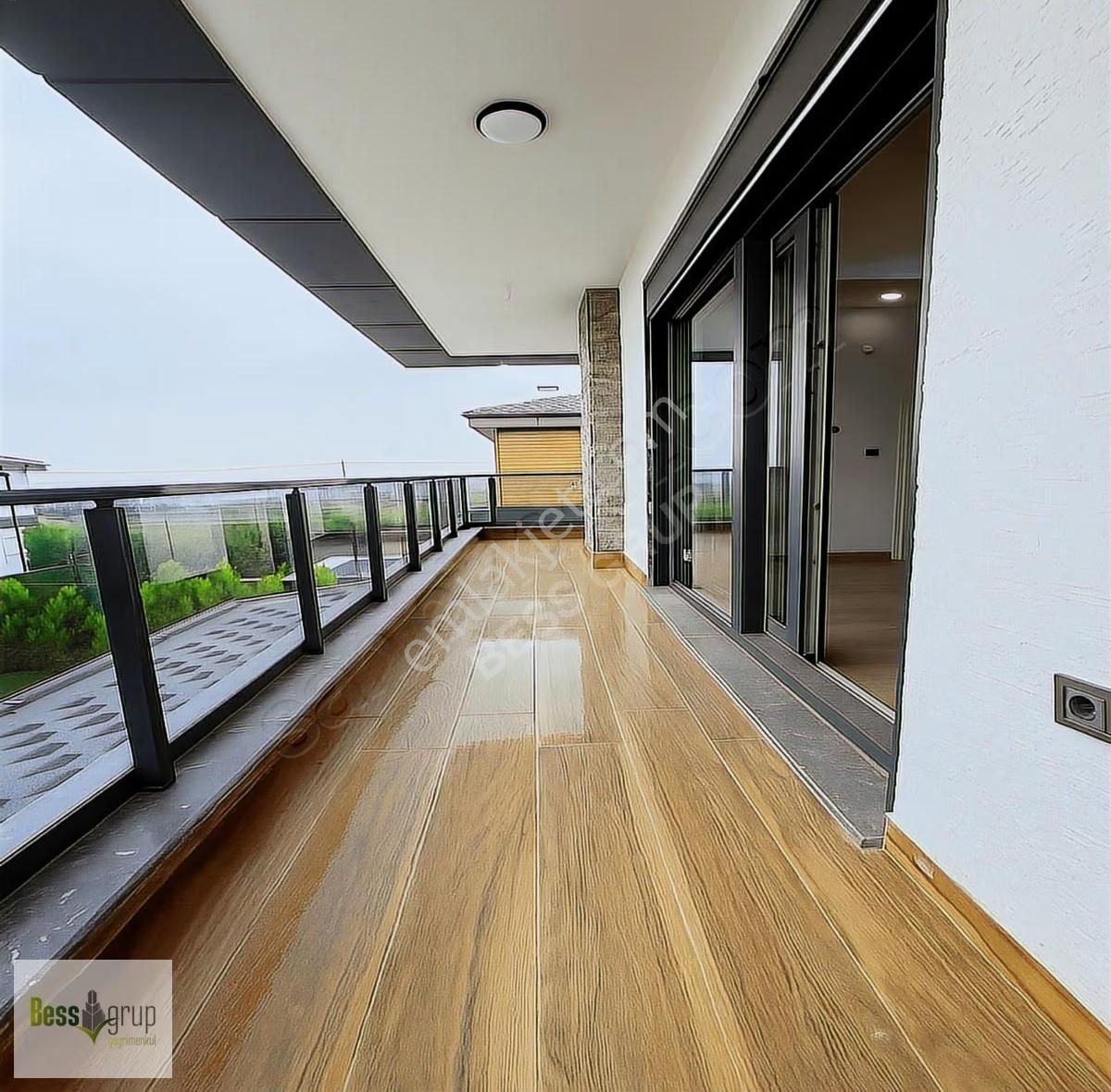 Havuzlu Güvenlikli Site E5'e 5 Dakika Uzaklıkta Satılık Villa... - Görsel 23