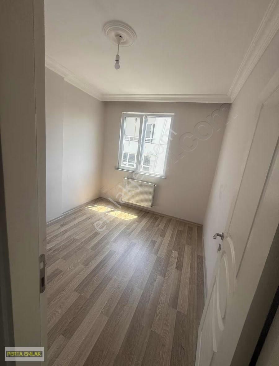Ara Kat Kapalı Otoparklı Eşyasız Daire - Görsel 3