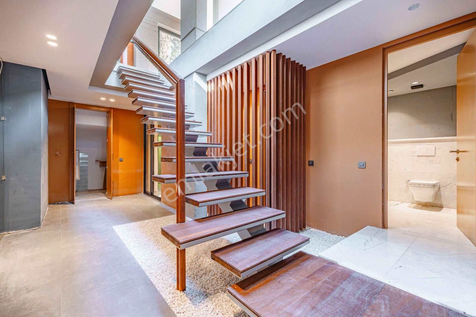 Bodrum Alt Konacıkta Merkezi Konumda Kiralık İşyeri - Görsel 19