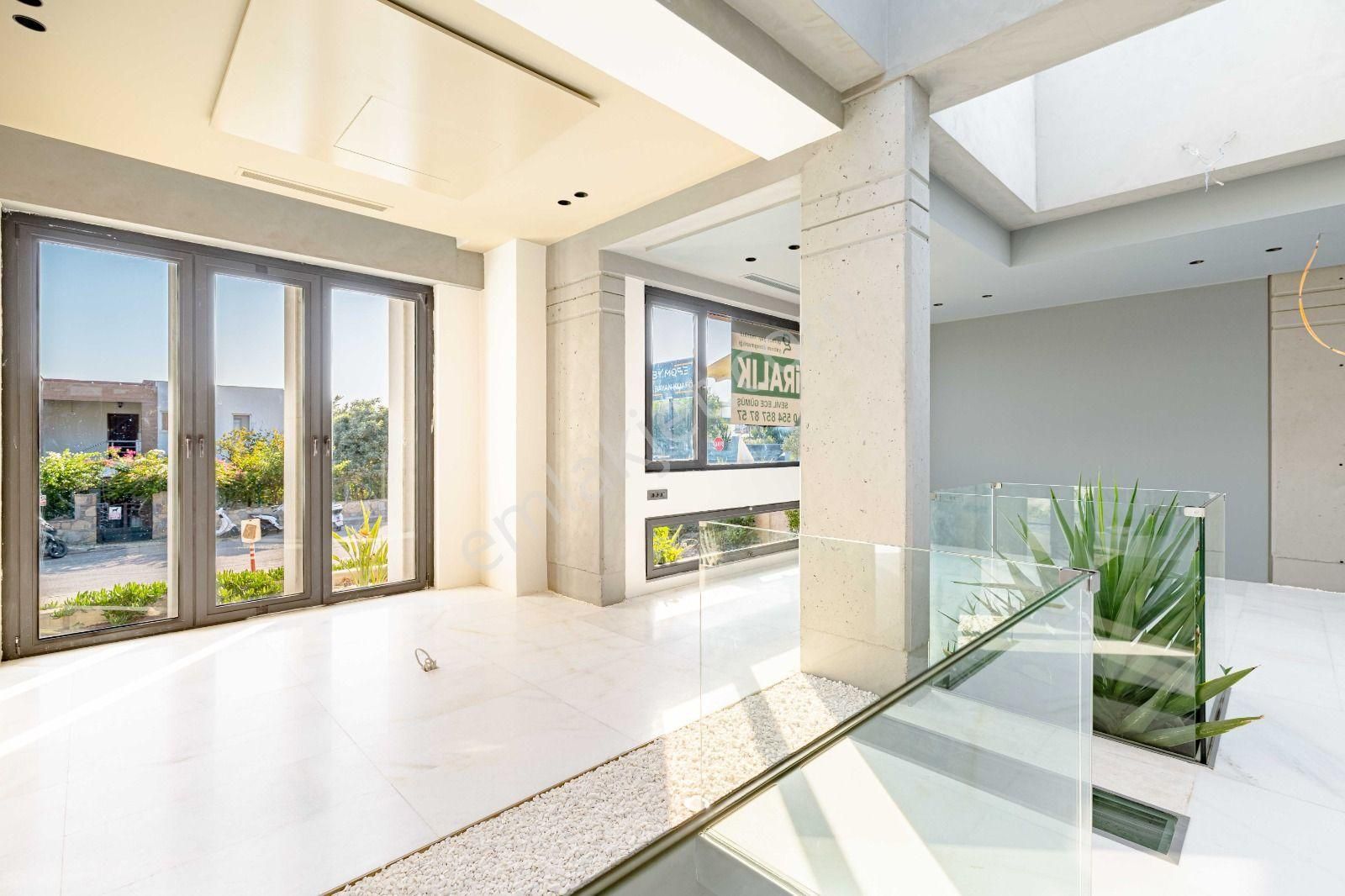 Bodrum Alt Konacıkta Merkezi Konumda Kiralık İşyeri - Görsel 14