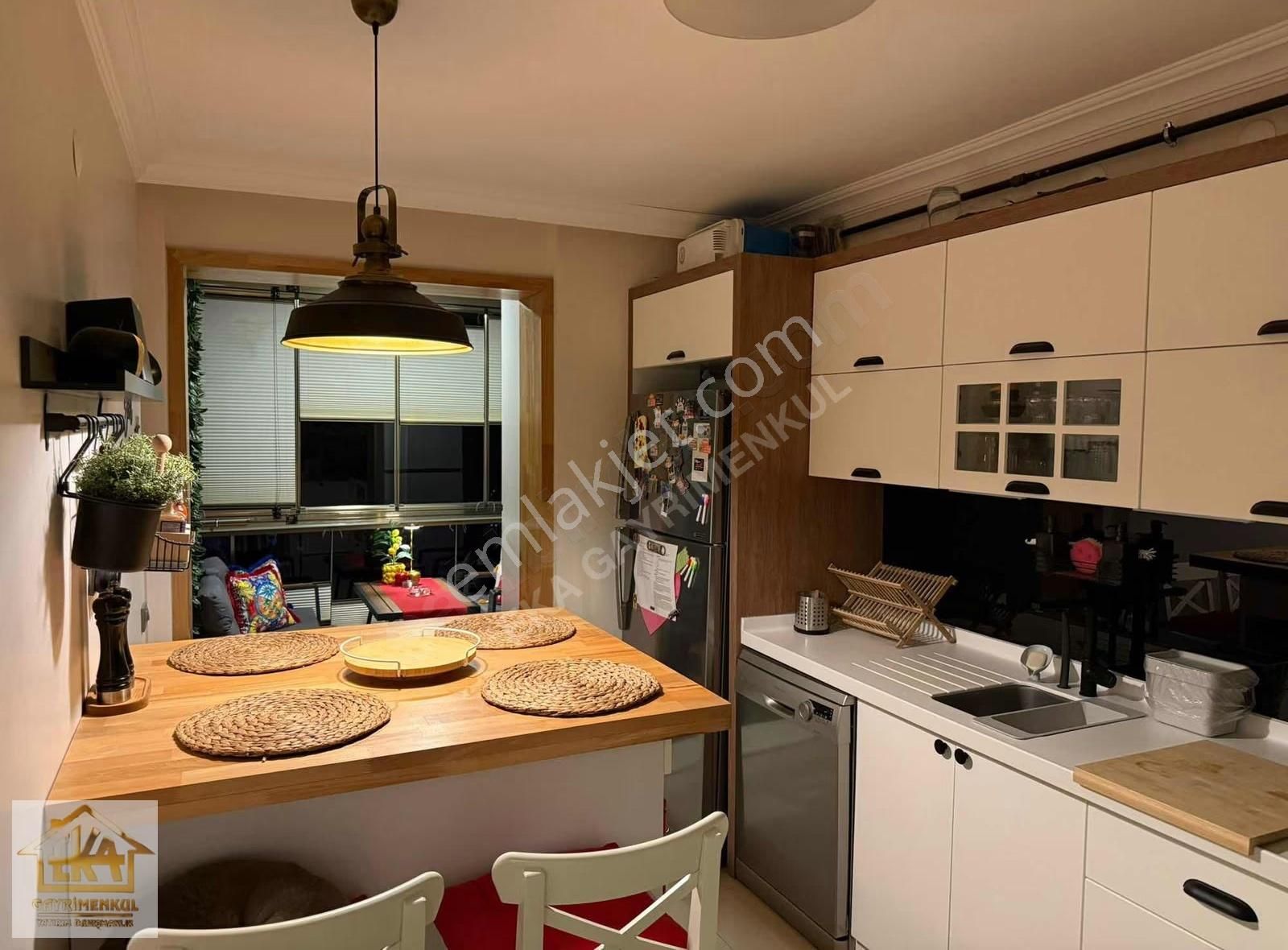 Göksu Mahallesinde Havuzlu Güvenlikli Sitede Geniş 2+1 Daire - Görsel 4