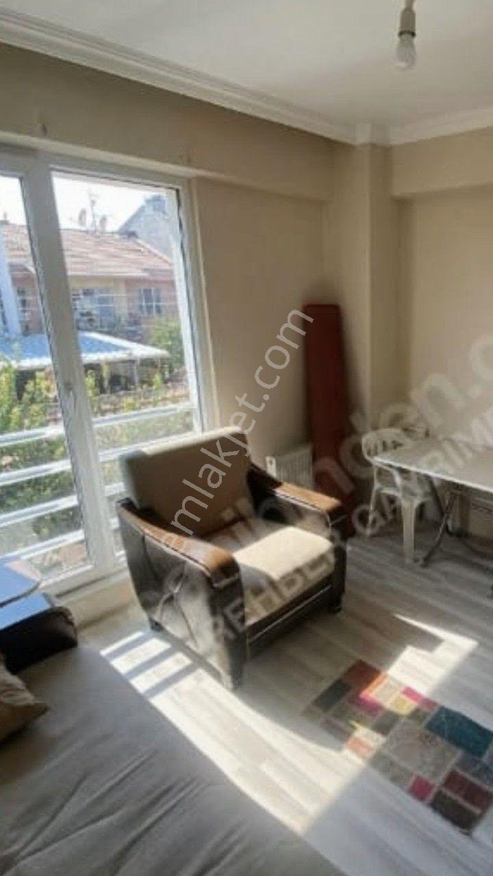 Yeşiltepe Mahallesi Satılık Kiracılı 1+1 - Görsel 8
