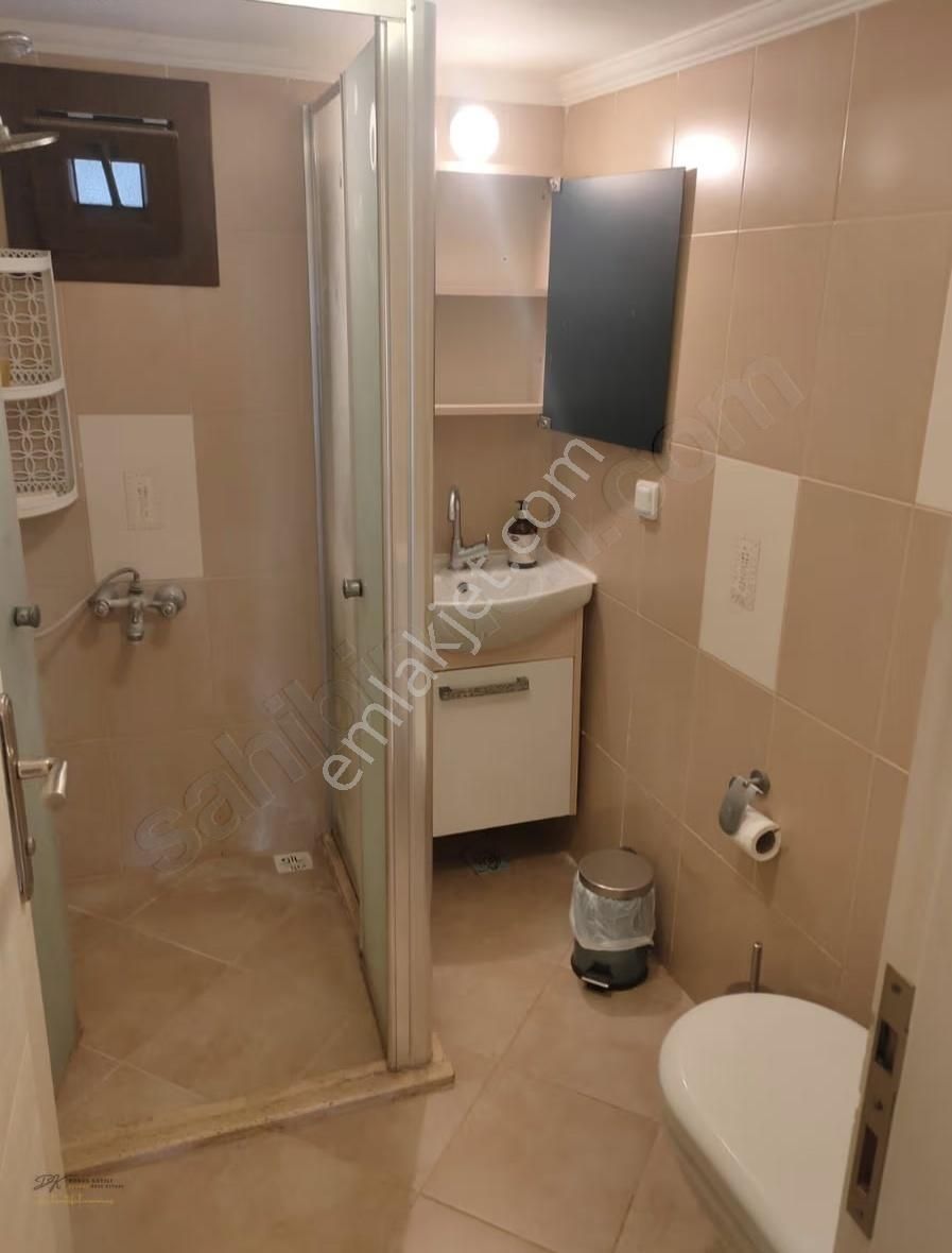 90 Evler Sitesinde Denize Yürüme Mesafesinde Tam Müstakil - Görsel 25