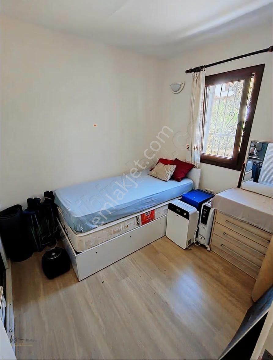 90 Evler Sitesinde Denize Yürüme Mesafesinde Tam Müstakil - Görsel 12