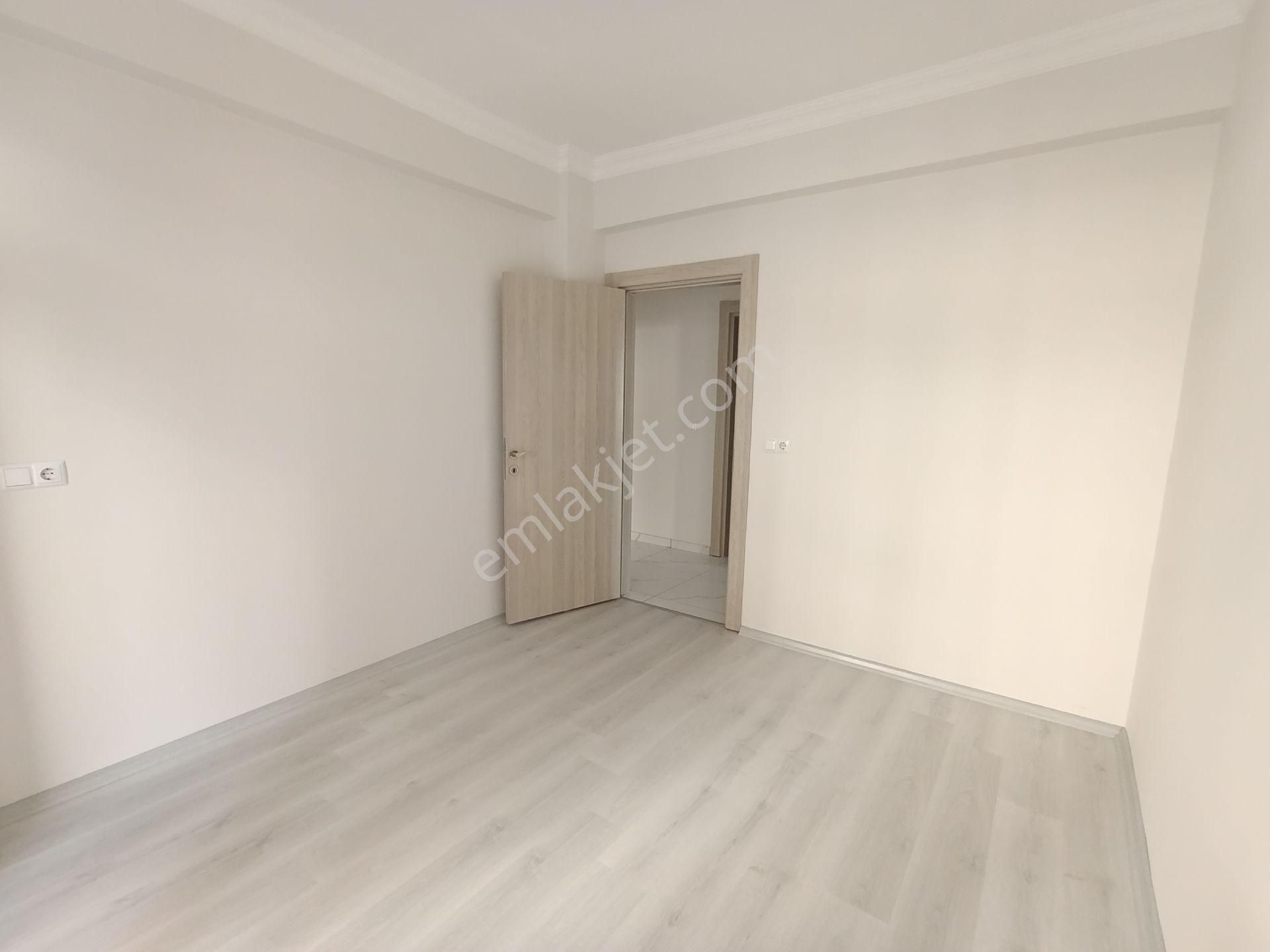 Akabe Mahallesin De Acil Satılık 3+1 Sıfır Ara Kat Daire - Görsel 32