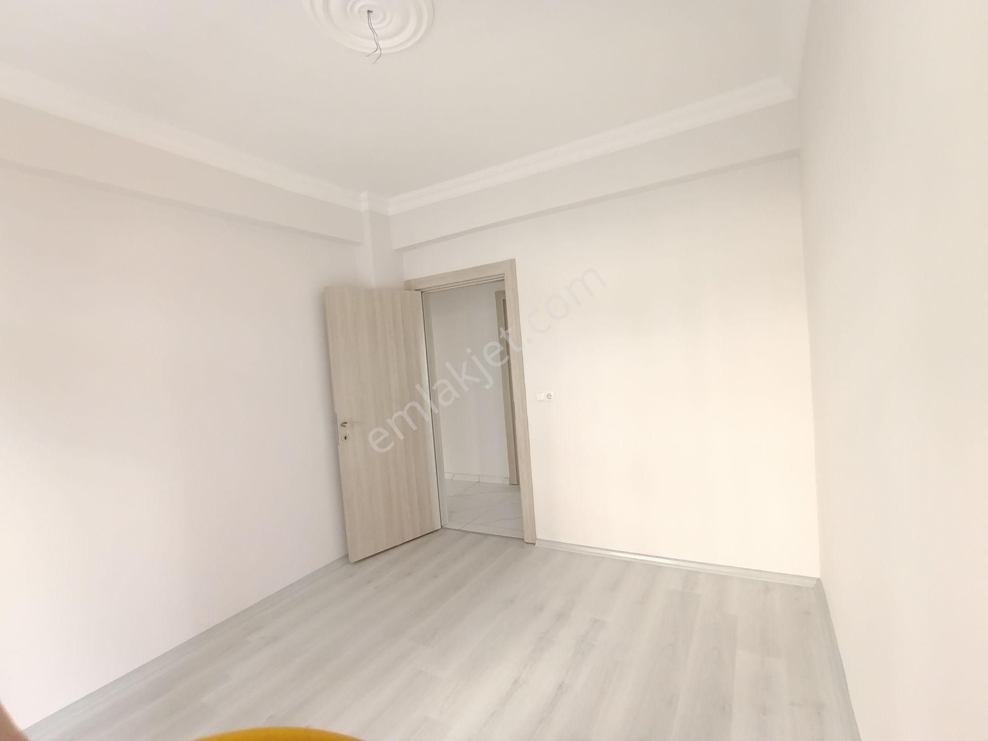 Akabe Mahallesin De Acil Satılık 3+1 Sıfır Ara Kat Daire - Görsel 14