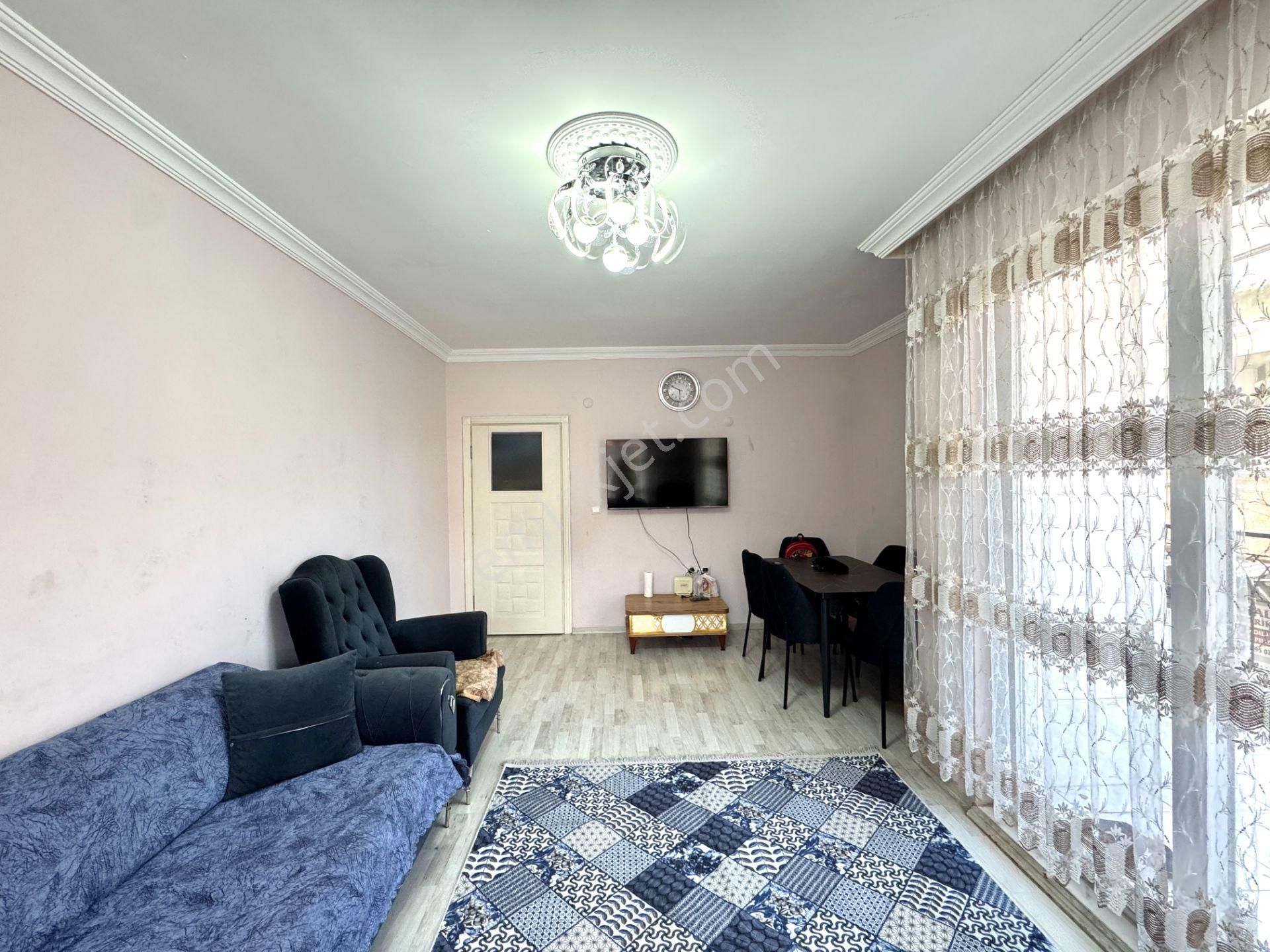 Doğu Garajı Tramvay Yakını Katta Asansörlü Geniş 2+1 - Görsel 5