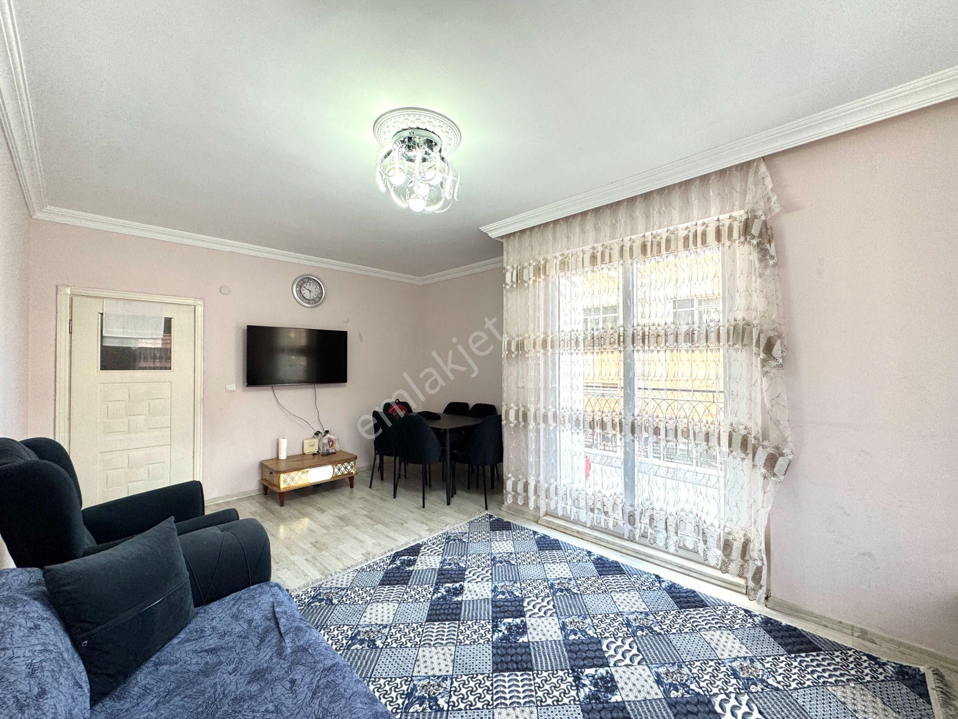 Doğu Garajı Tramvay Yakını Katta Asansörlü Geniş 2+1 - Görsel 4