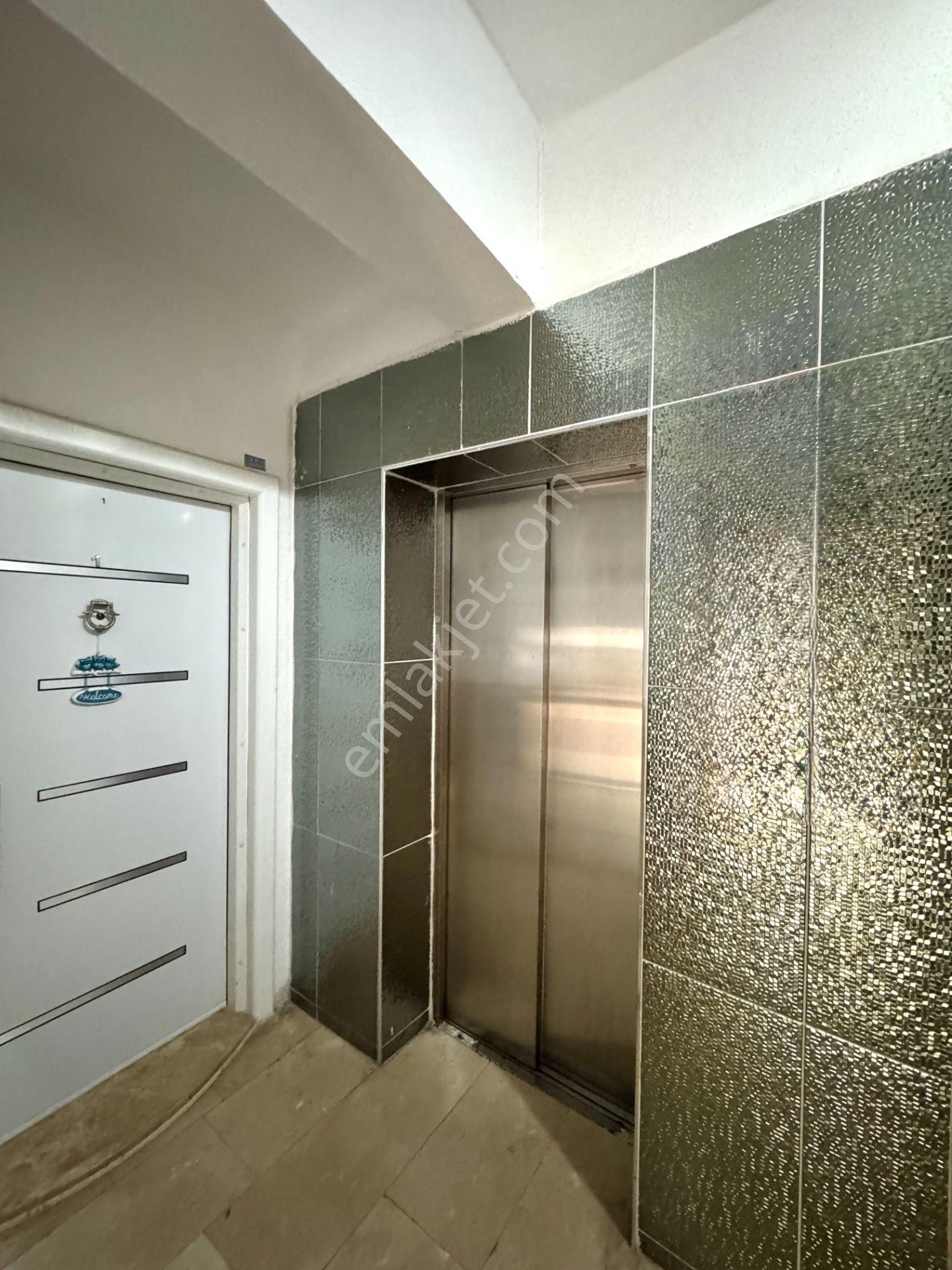 Doğu Garajı Tramvay Yakını Katta Asansörlü Geniş 2+1 - Görsel 25