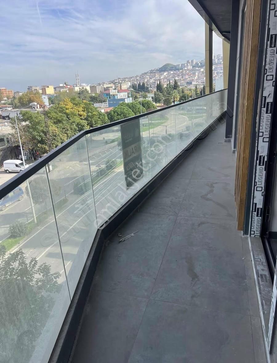 Devyap Tan Mevki Yerde Sıfır Ofis