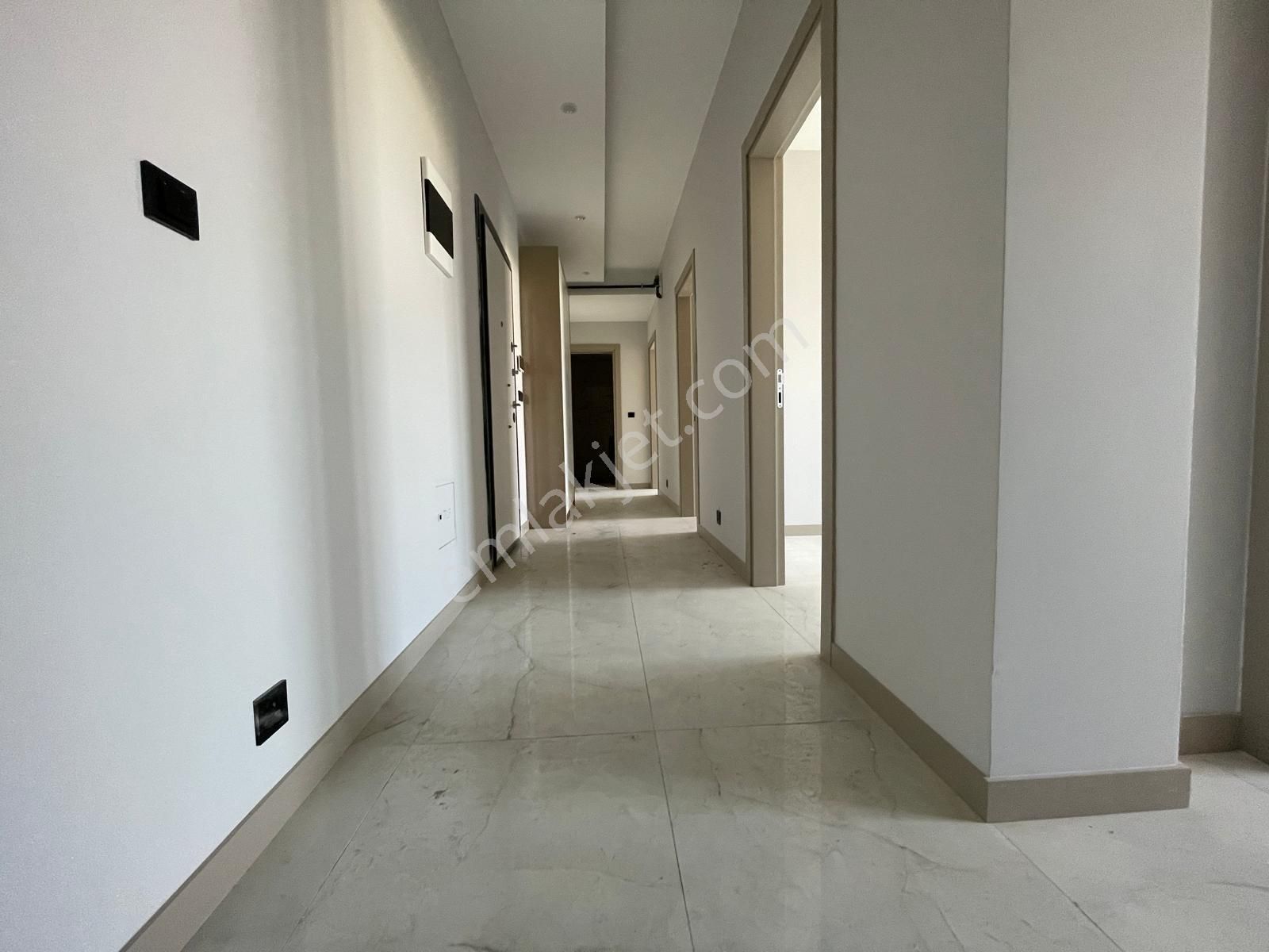Eskidjiden Cumhuriyette Önü Açık 2+1 Satılık Sıfır Daire - Görsel 26