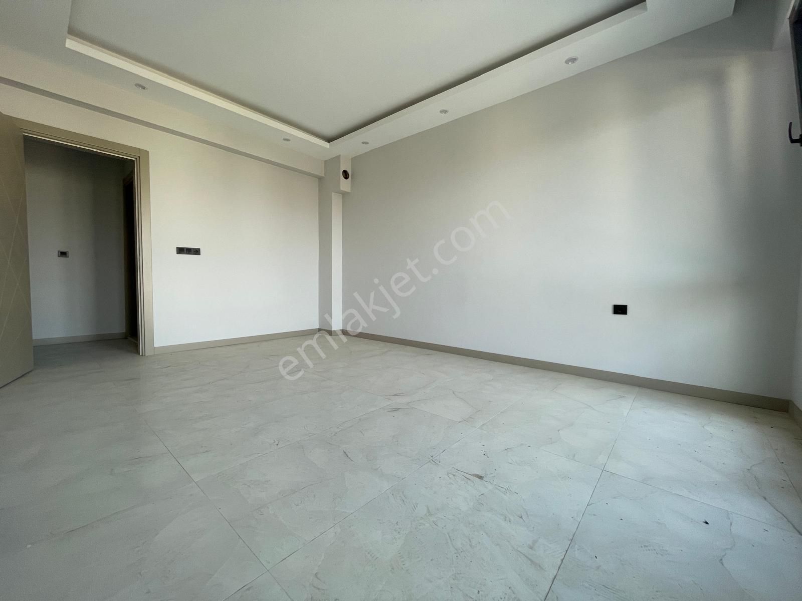 Eskidjiden Cumhuriyette Önü Açık 2+1 Satılık Sıfır Daire - Görsel 7