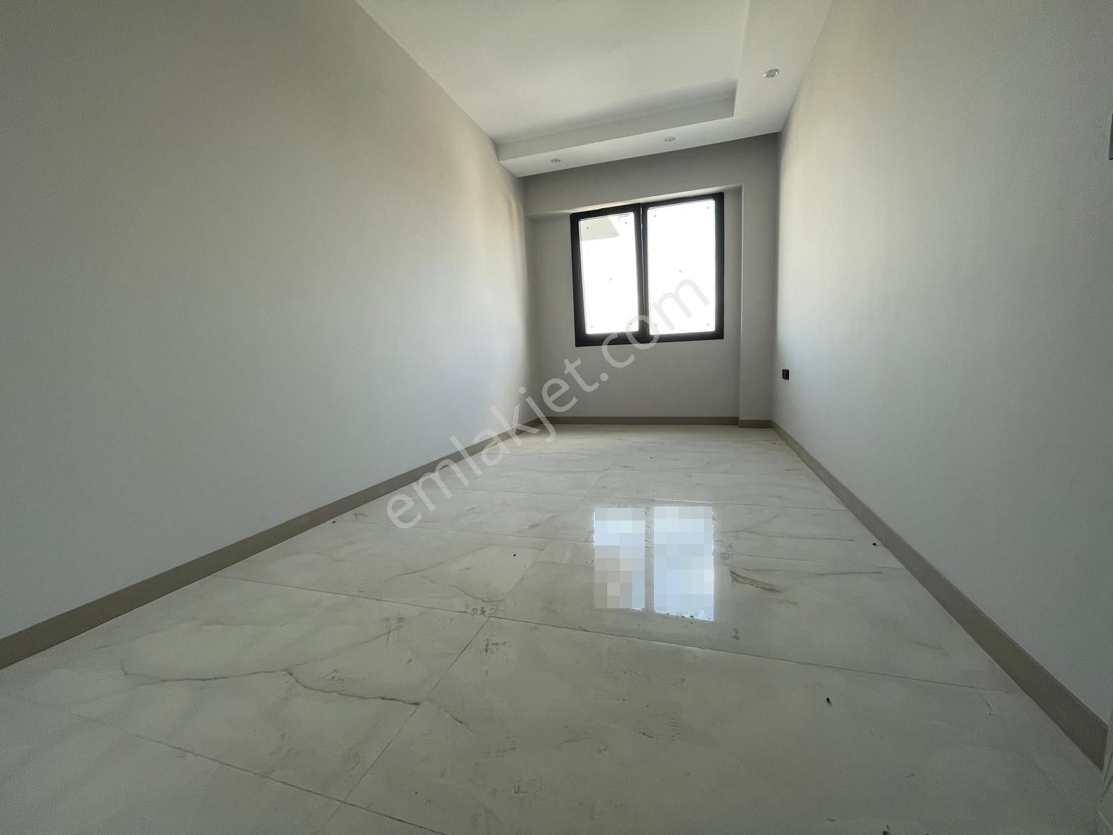 Eskidjiden Cumhuriyette Önü Açık 2+1 Satılık Sıfır Daire - Görsel 19