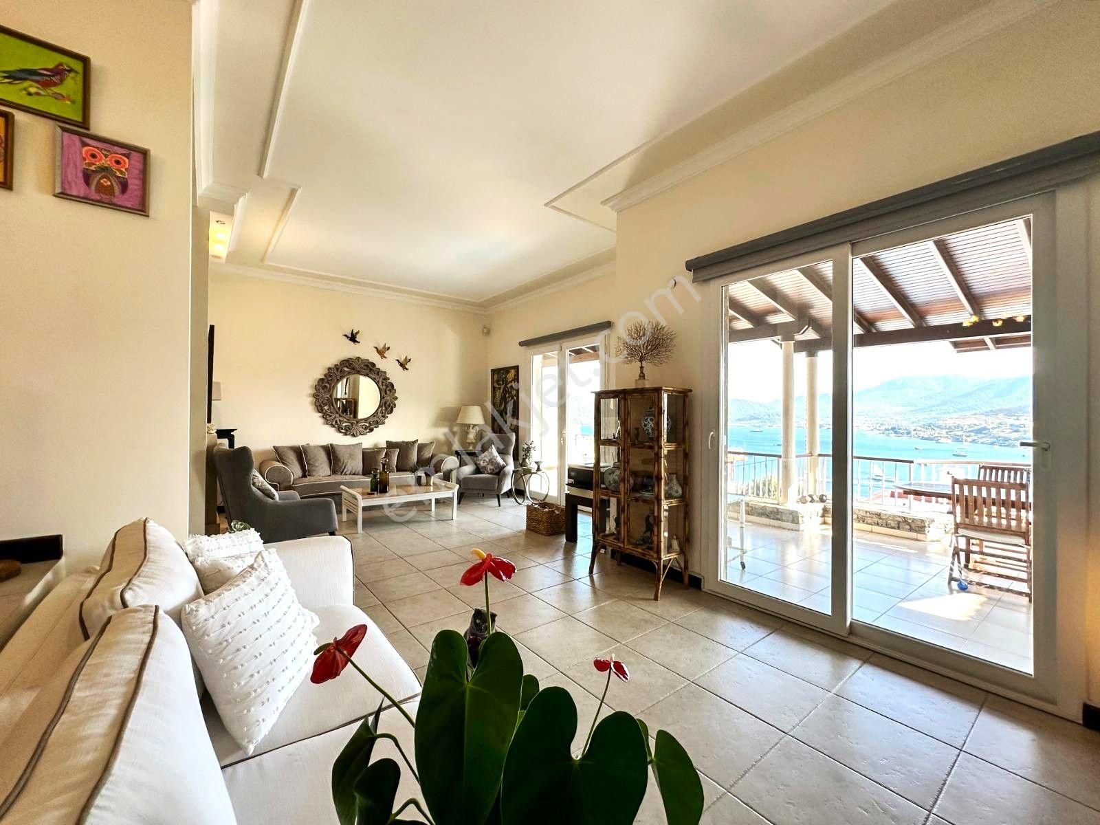 Türkbükü Maçakızına Komşu Satılık Lüks Villa Özel İskeleli - Görsel 20