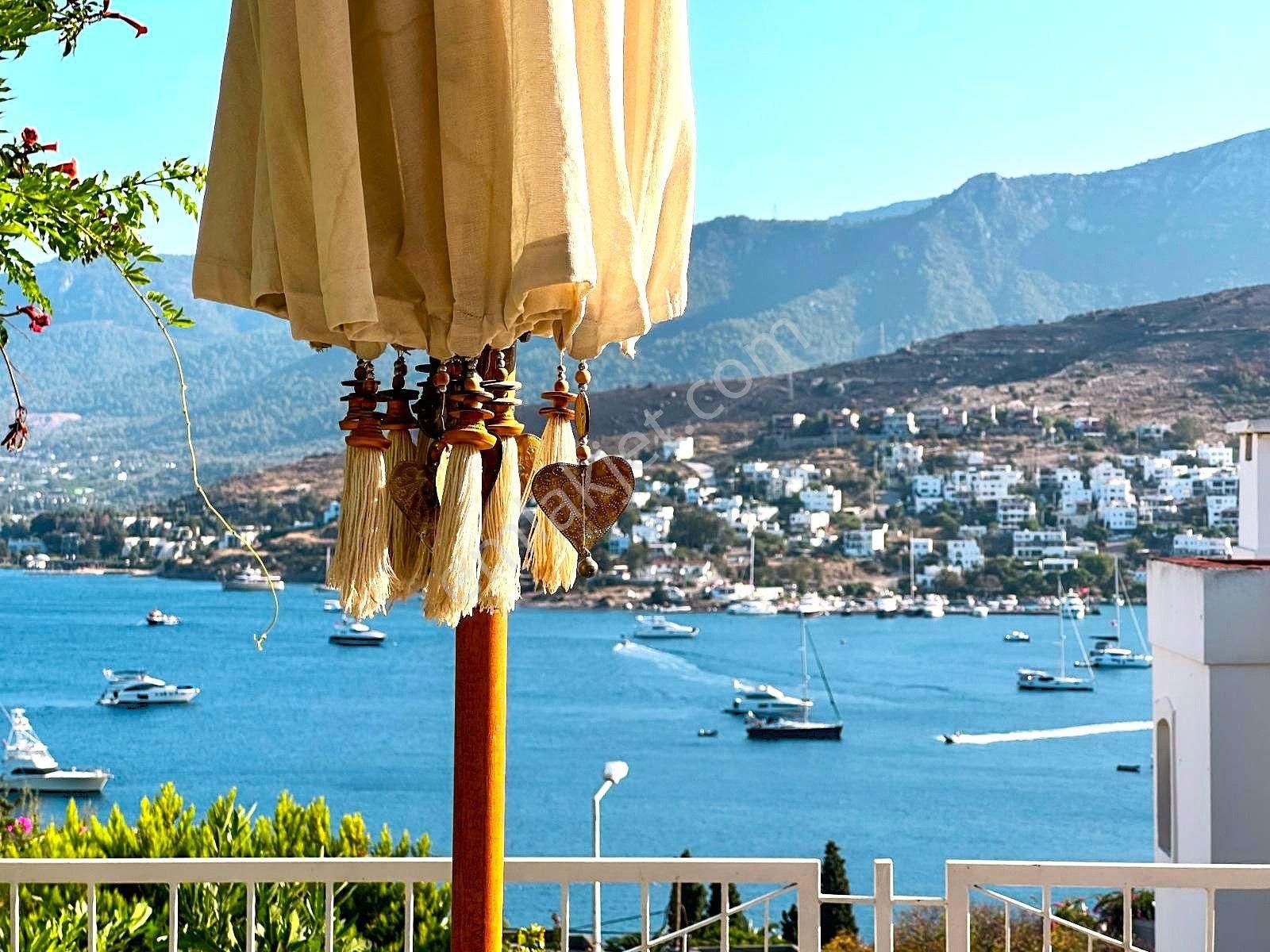 Türkbükü Maçakızına Komşu Satılık Lüks Villa Özel İskeleli - Görsel 15