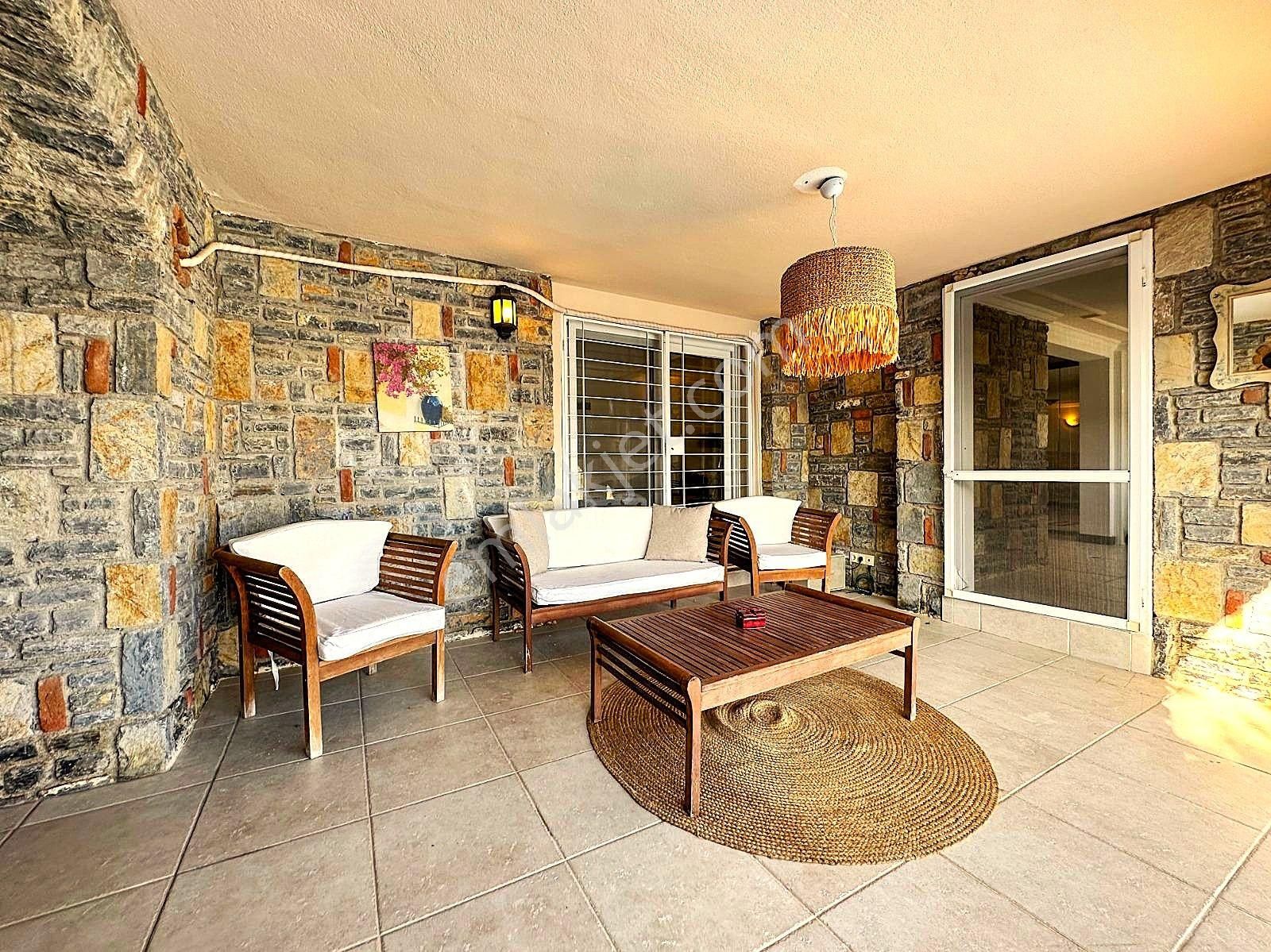 Türkbükü Maçakızına Komşu Satılık Lüks Villa Özel İskeleli - Görsel 8